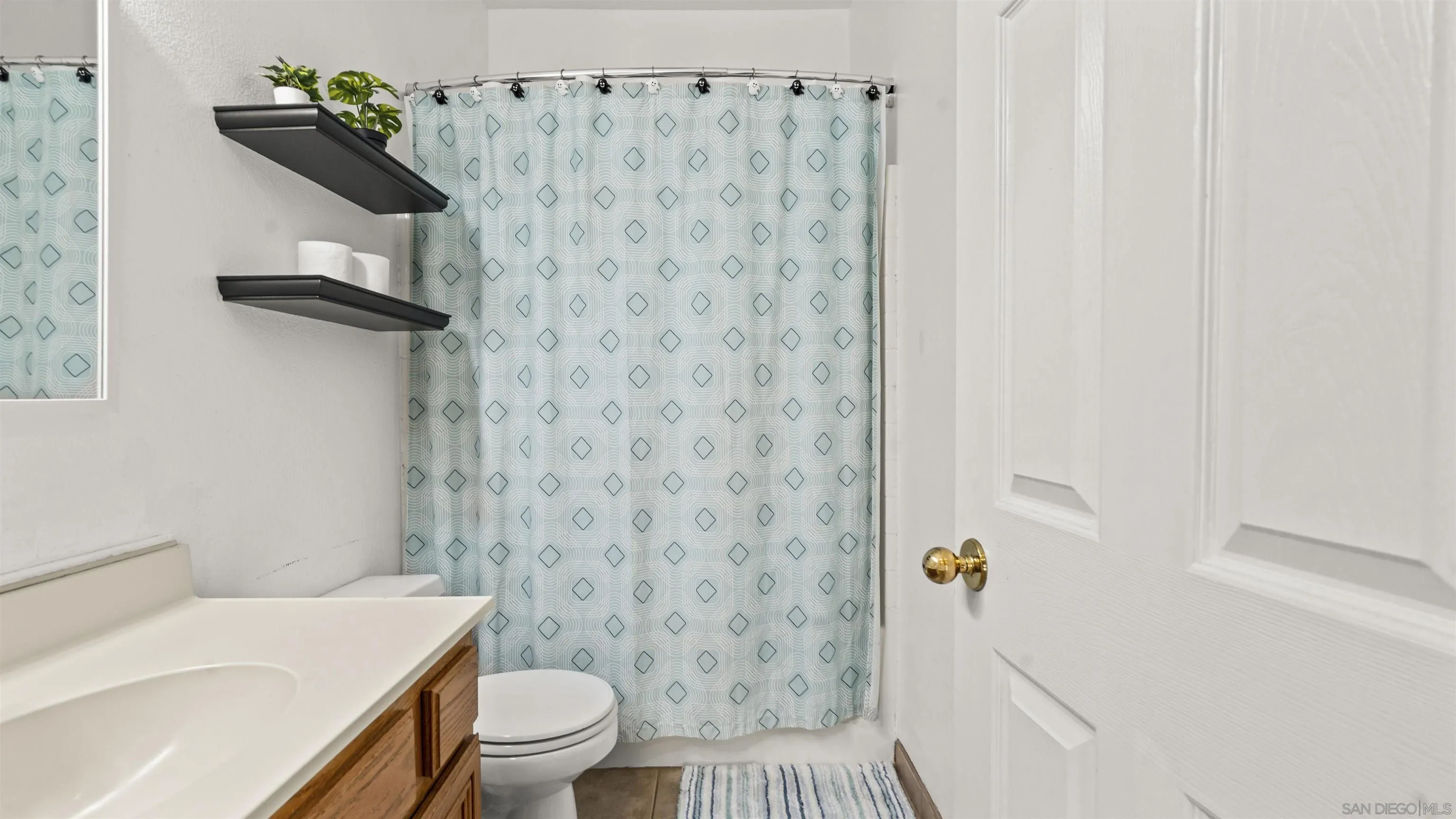 https://cdn.realtyfeed.com/cdn/127/260024795/a14f58aea2655e3e3fbda8e3089c501c.webp