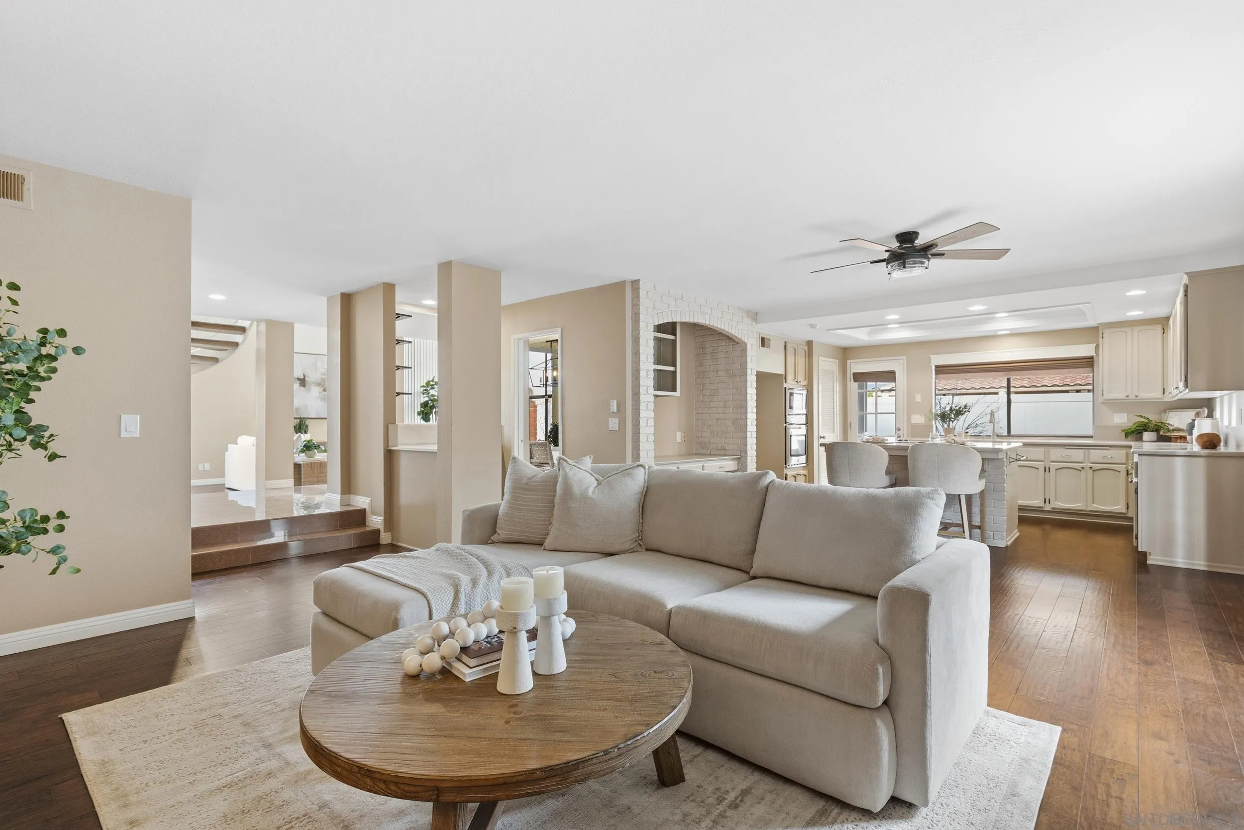 https://cdn.realtyfeed.com/cdn/127/2600248/8e4f58777f4b15389a5a5f2fbb523739.webp