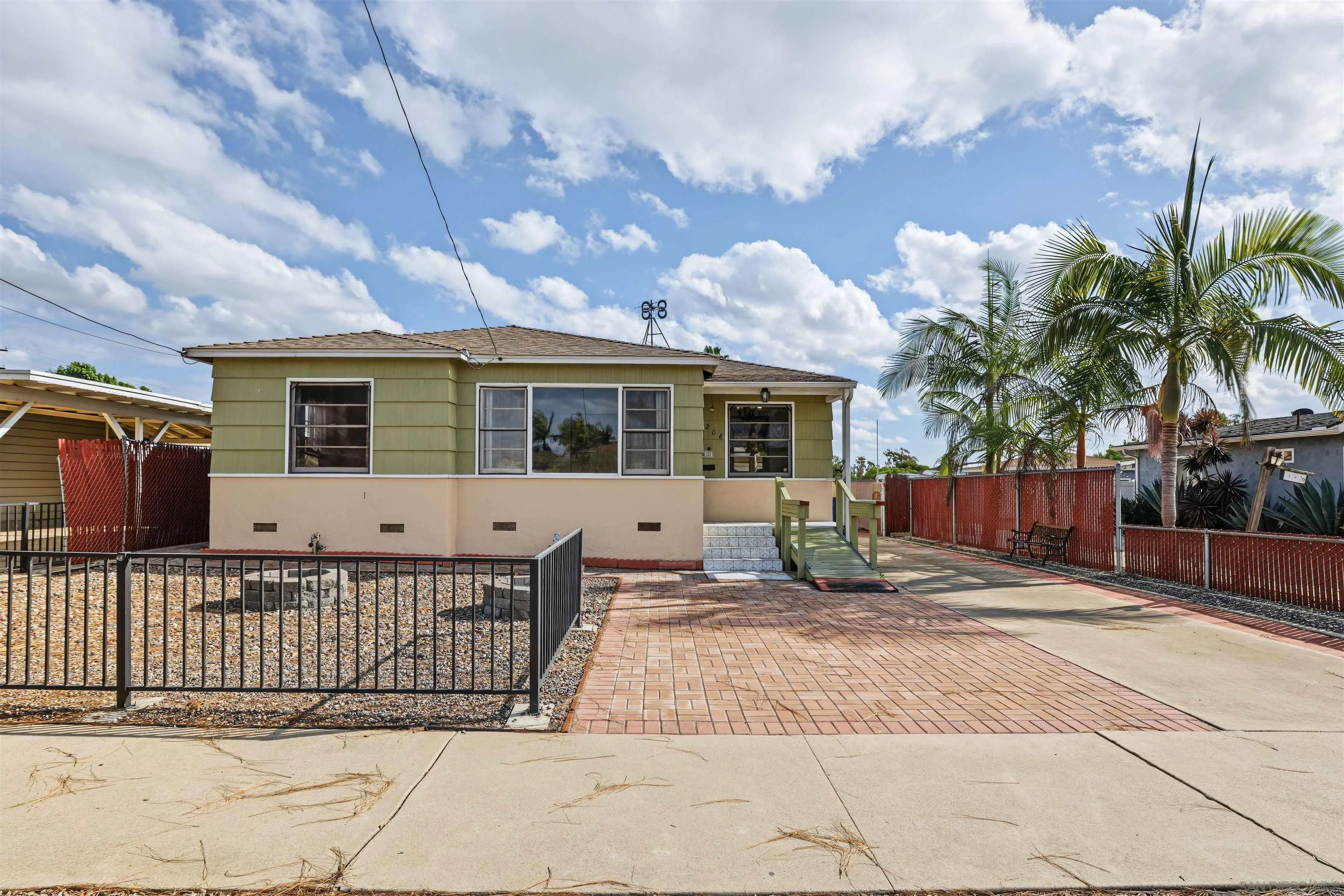 208 K St, Chula Vista CA 91911