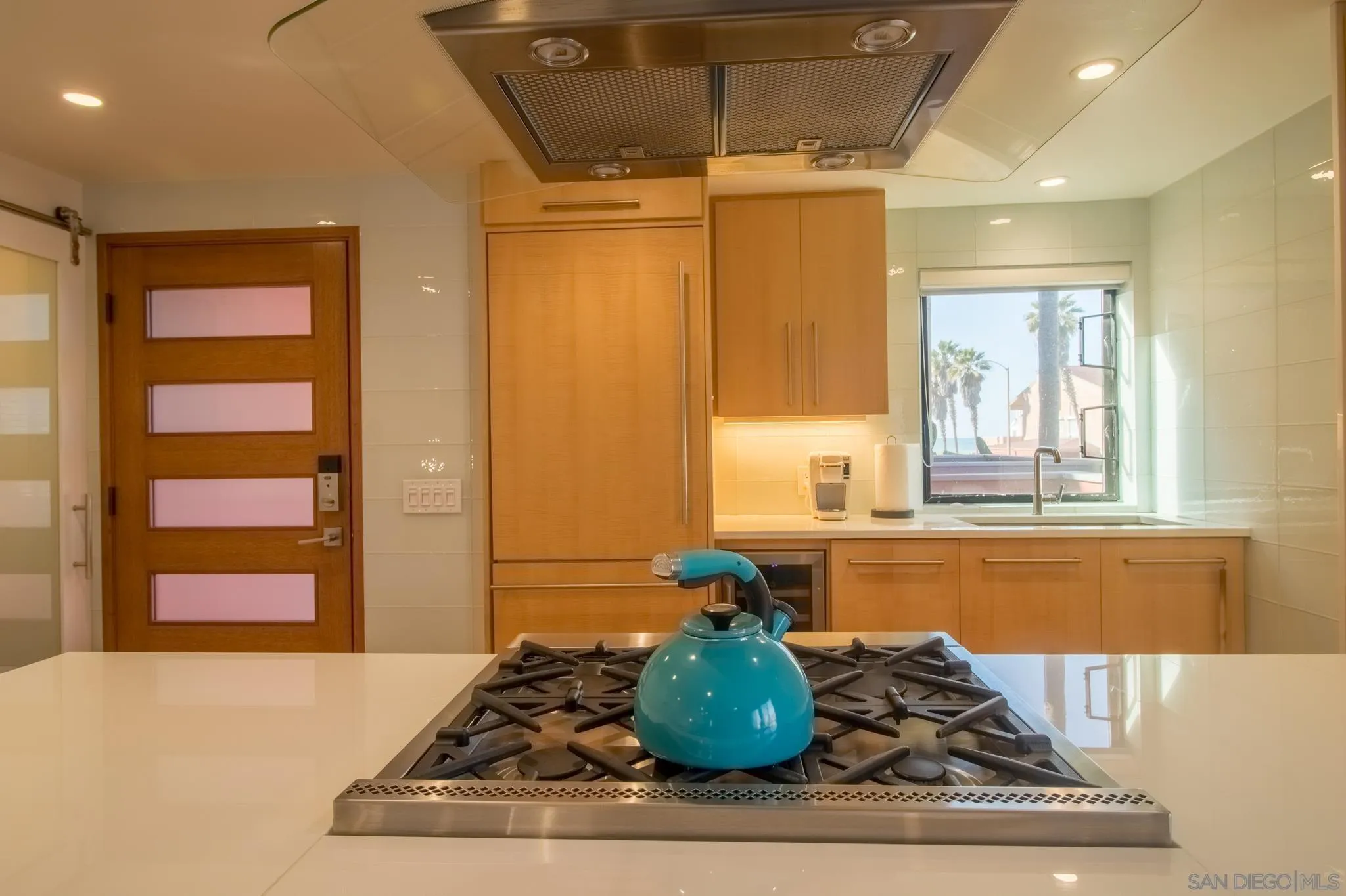 725 Seacoast Drive, Imperial Beach, CA 91932 - Photo 4 of 21, Imperial Beach, CA
