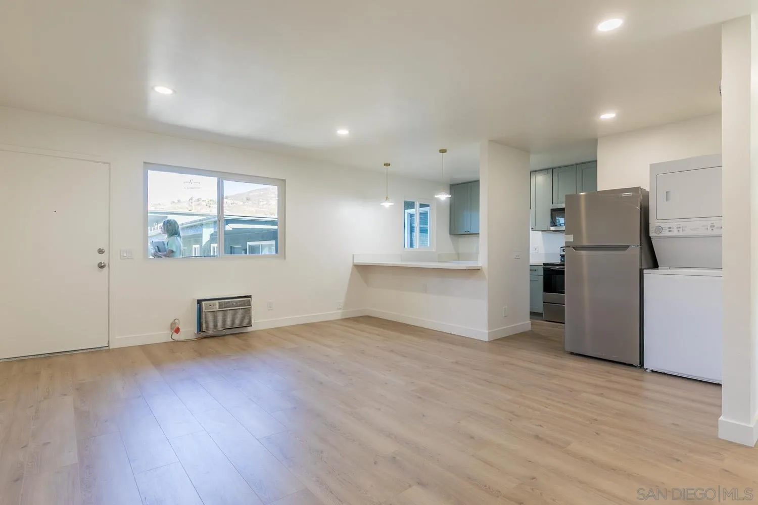 9249 Birch Street, Spring Valley, CA 91977, photo 16
