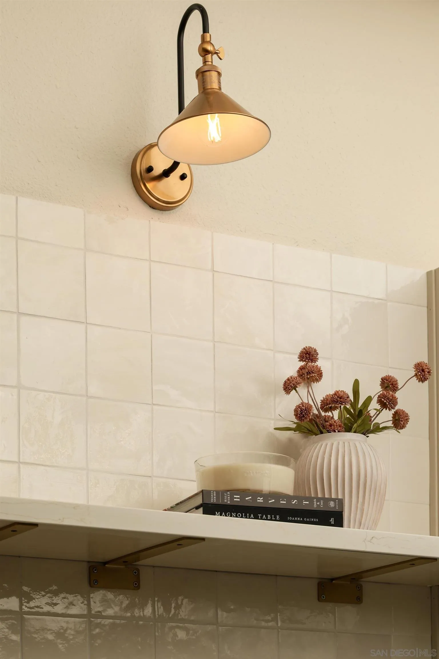 https://cdn.realtyfeed.com/cdn/127/260024827/25c2c77fd56648750e2753ece93ae20d.webp