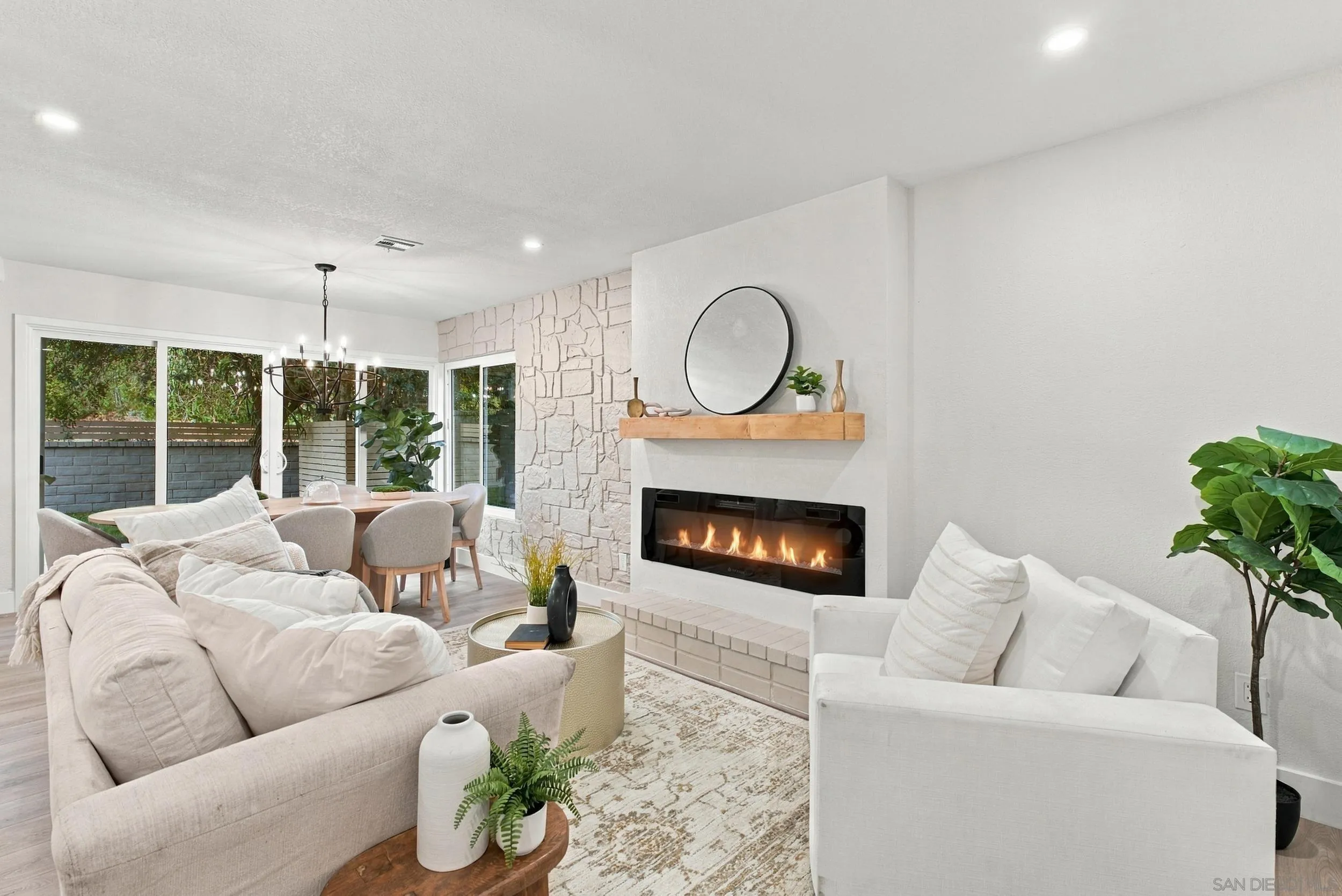 https://cdn.realtyfeed.com/cdn/127/260024841/aab709547d21c720f9aad3b244bf30f6.webp