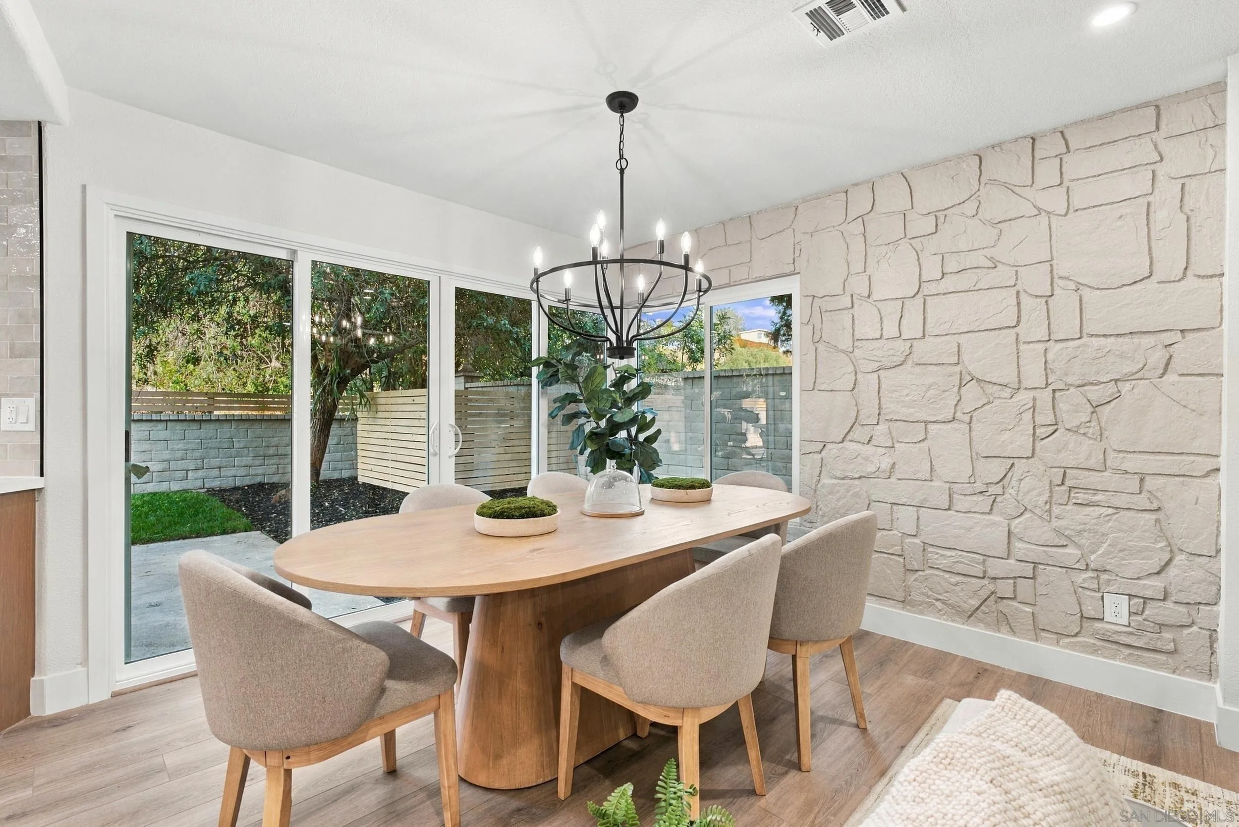 https://cdn.realtyfeed.com/cdn/127/260024841/e34ee6b6185ed252c3e88ee594b7f86e.webp