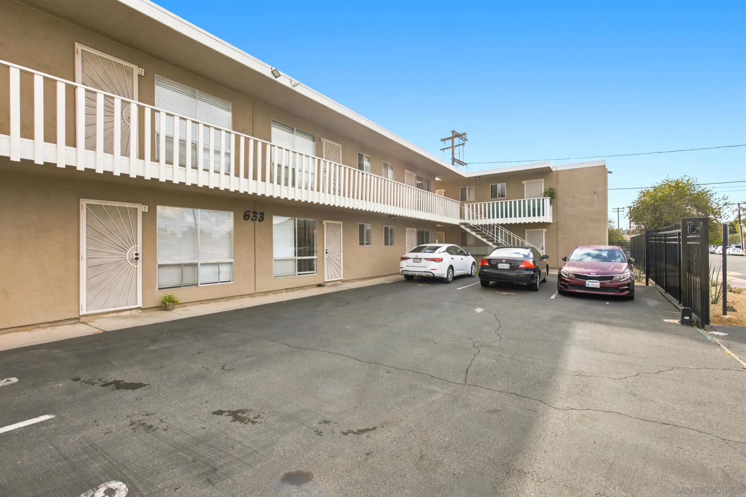 633 E Park Ave, El Cajon, CA 92020 - Photo 4 of 16, El Cajon, CA