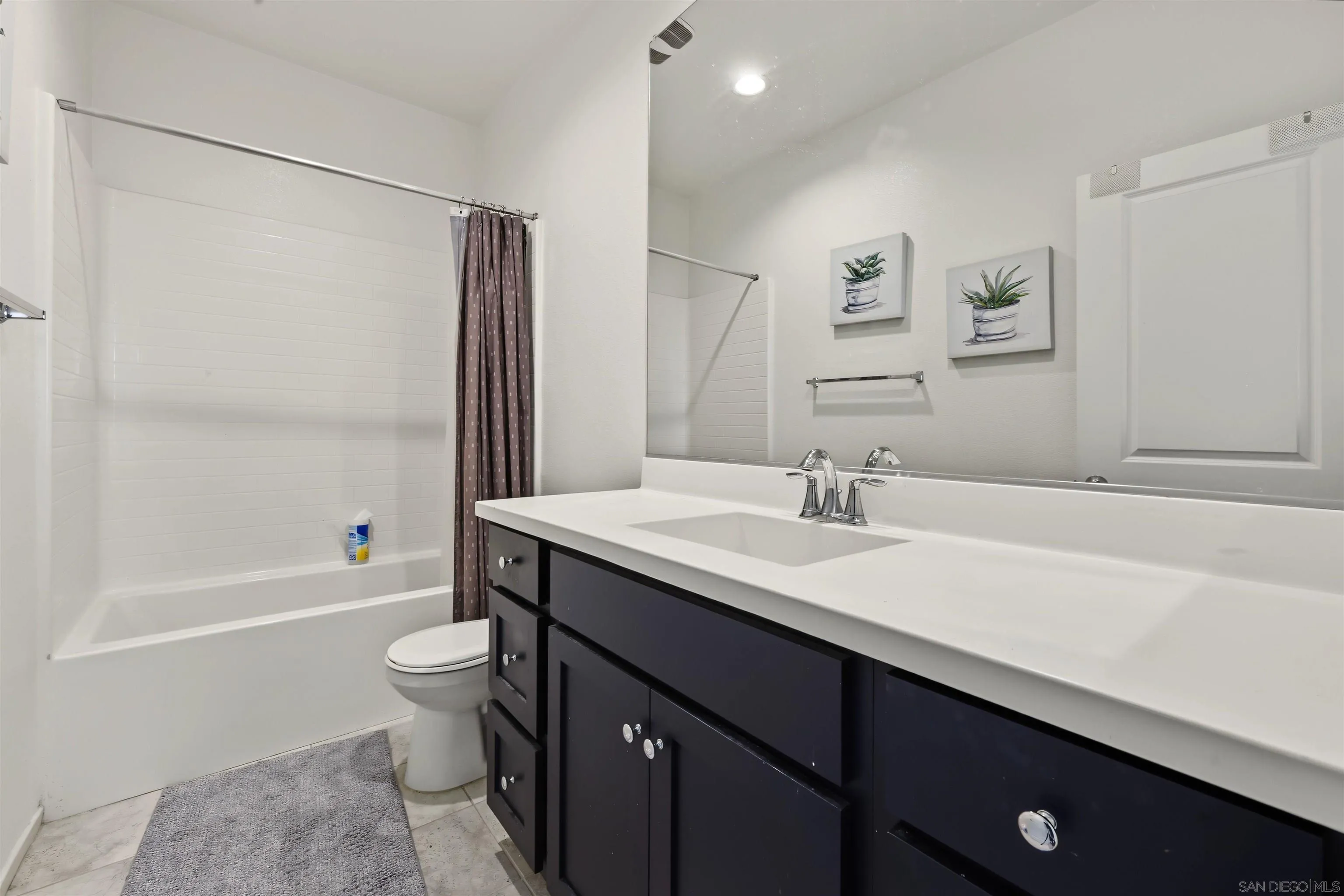 https://cdn.realtyfeed.com/cdn/127/260024844/0d9d868dbc3e81e8b0b4620092b22d3b.webp