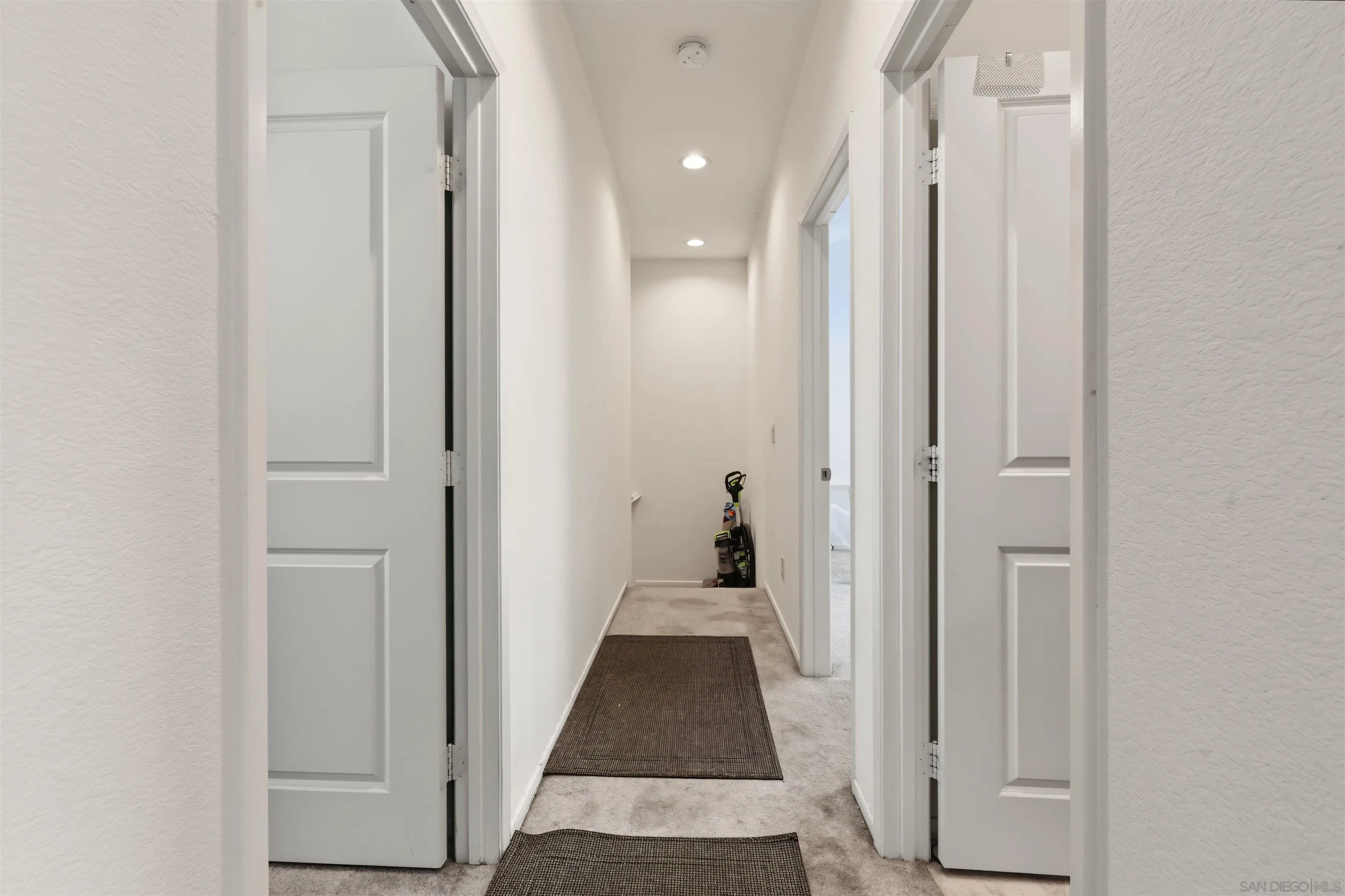 https://cdn.realtyfeed.com/cdn/127/260024844/3750aaa59e405d754351fb781c955ca3.webp