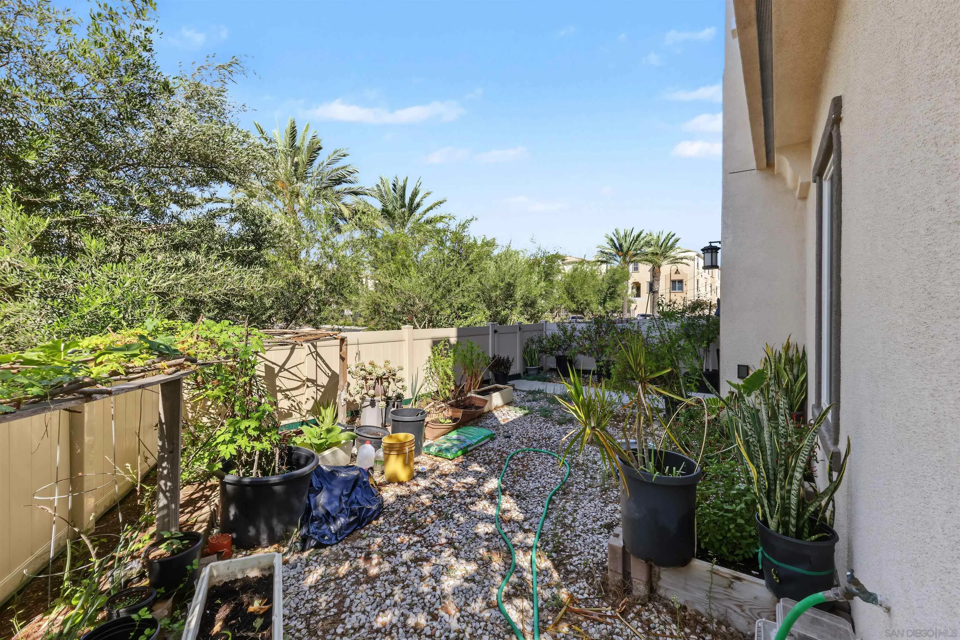 https://cdn.realtyfeed.com/cdn/127/260024844/9b491af0b692e58cf43bf9a9ffa3ab0f.webp