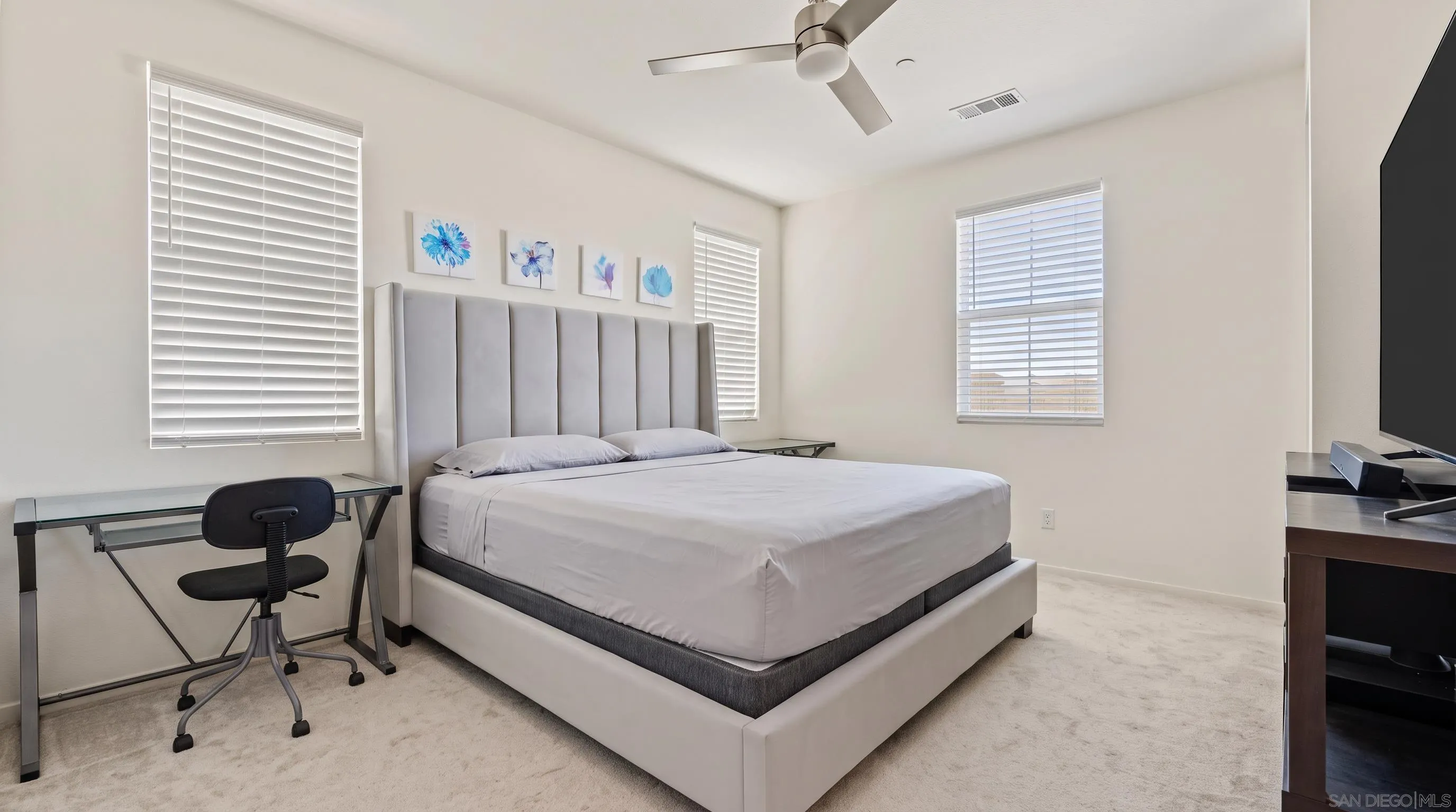 https://cdn.realtyfeed.com/cdn/127/260024844/c432675f8cd6e5c96141fe530178a5dc.webp