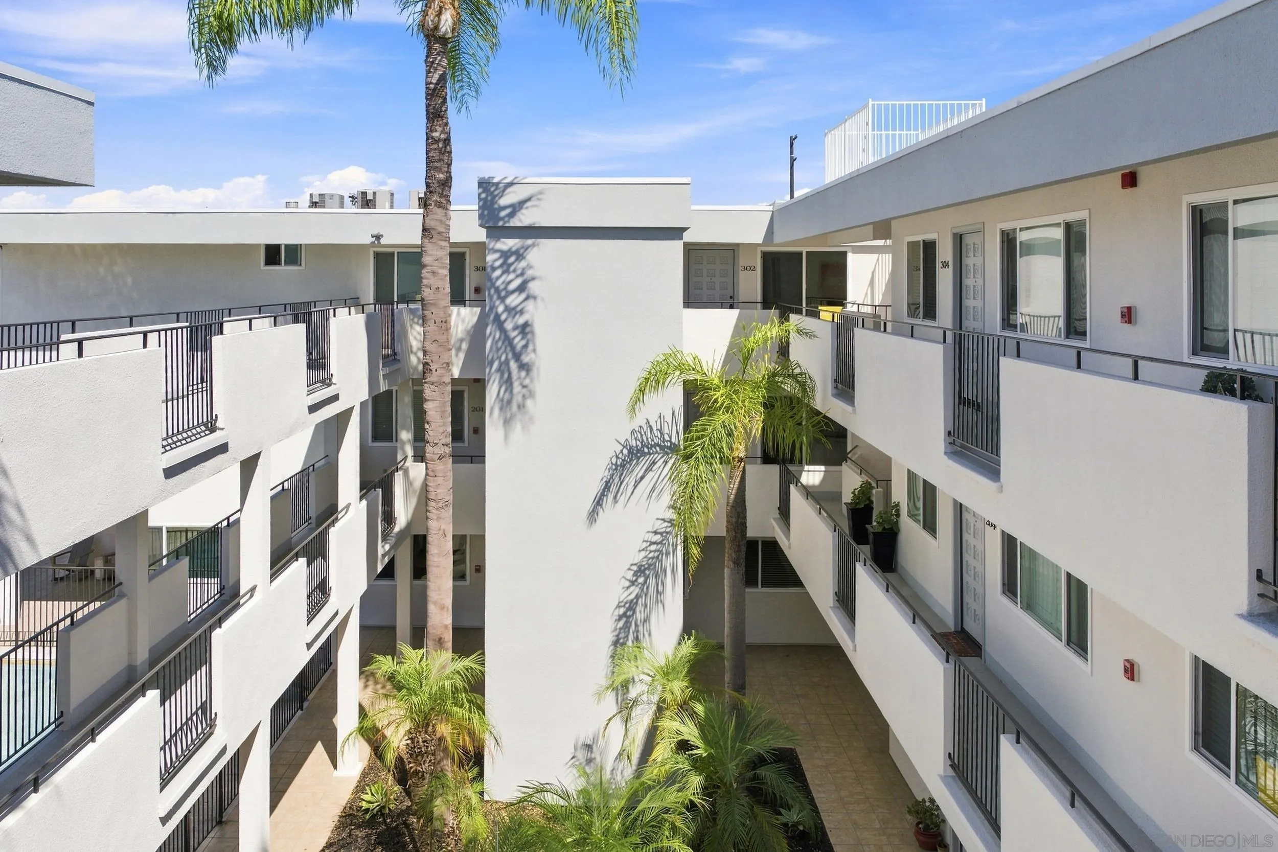 https://cdn.realtyfeed.com/cdn/127/260024848/6e40cda8473226e53bdc1c5cc465e64c.webp