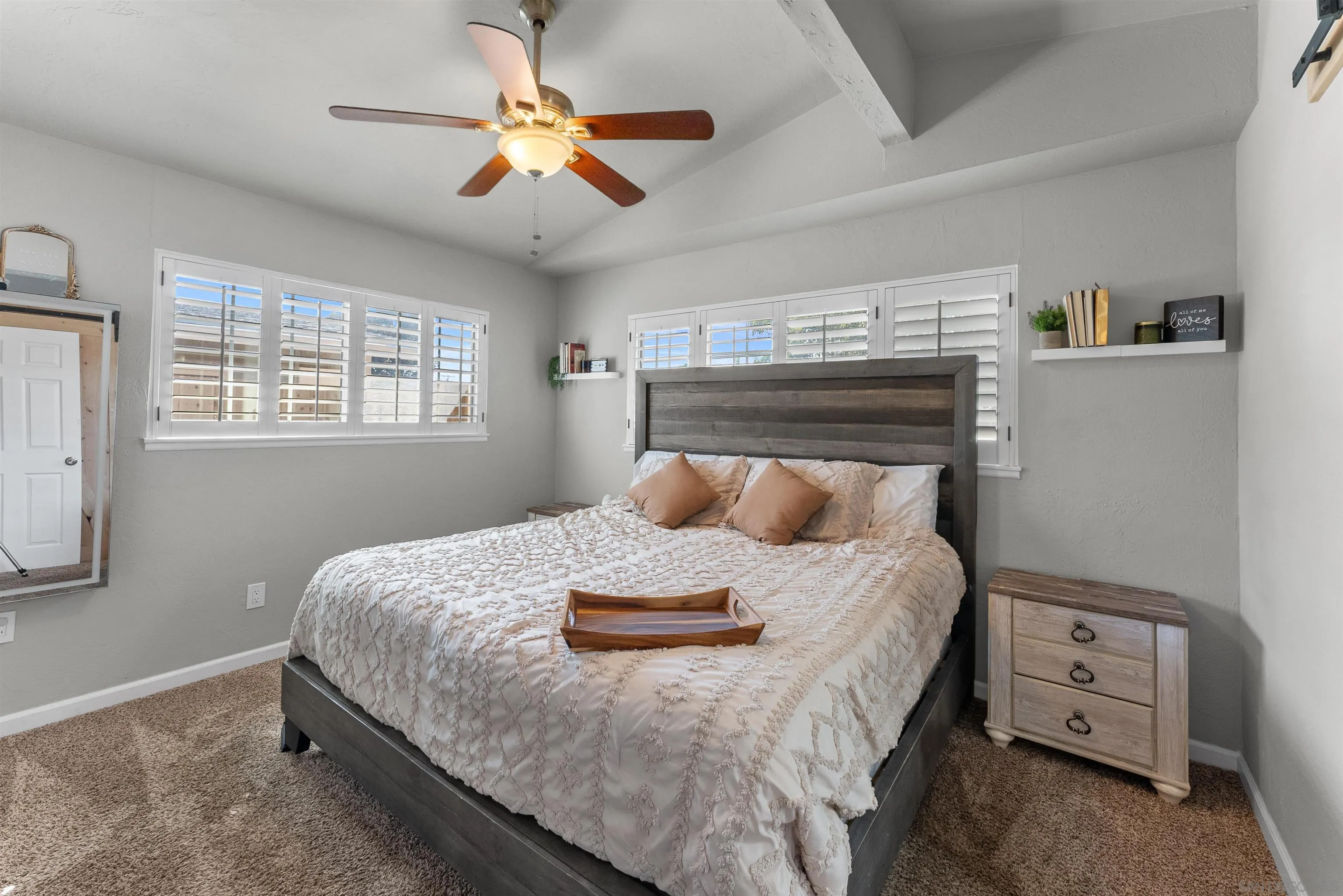 https://cdn.realtyfeed.com/cdn/127/260024850/814592a92794f78e8d421df6bb79e195.webp