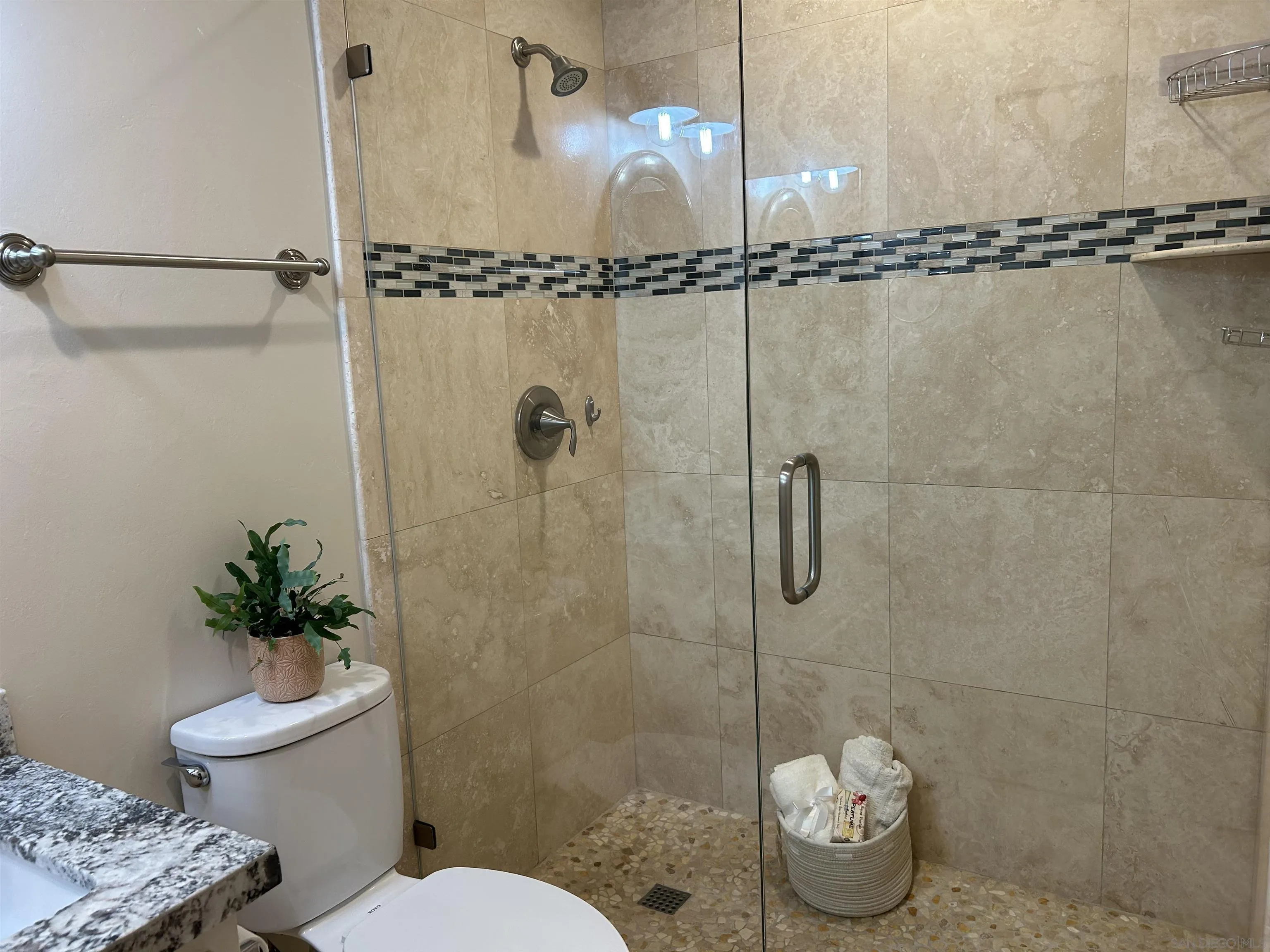 2277 Montgomery Ave, Cardiff, CA 92007, photo 12