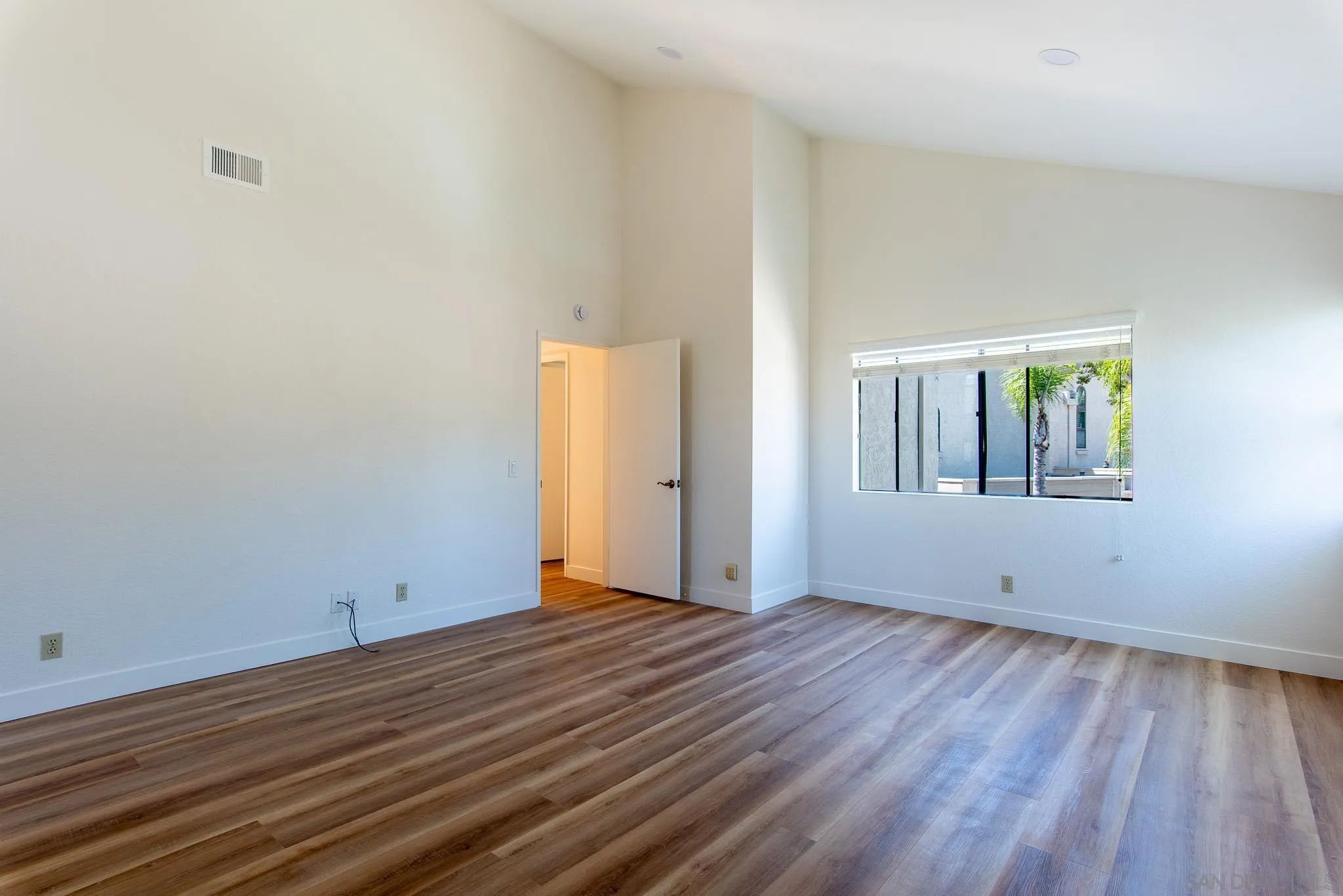 4478 Via Pasear, San Diego, CA 92122, photo 9