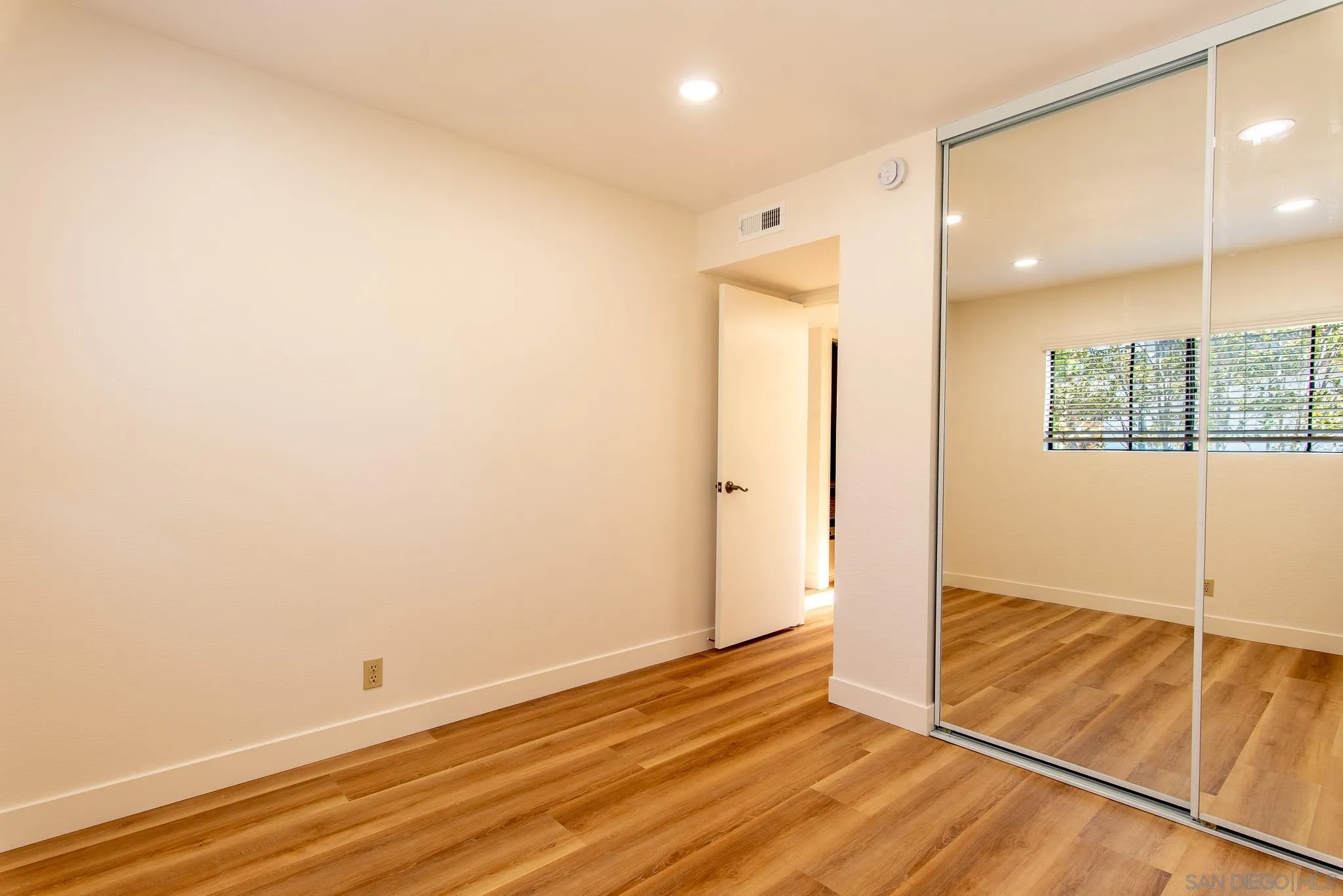 4478 Via Pasear, San Diego, CA 92122, photo 22