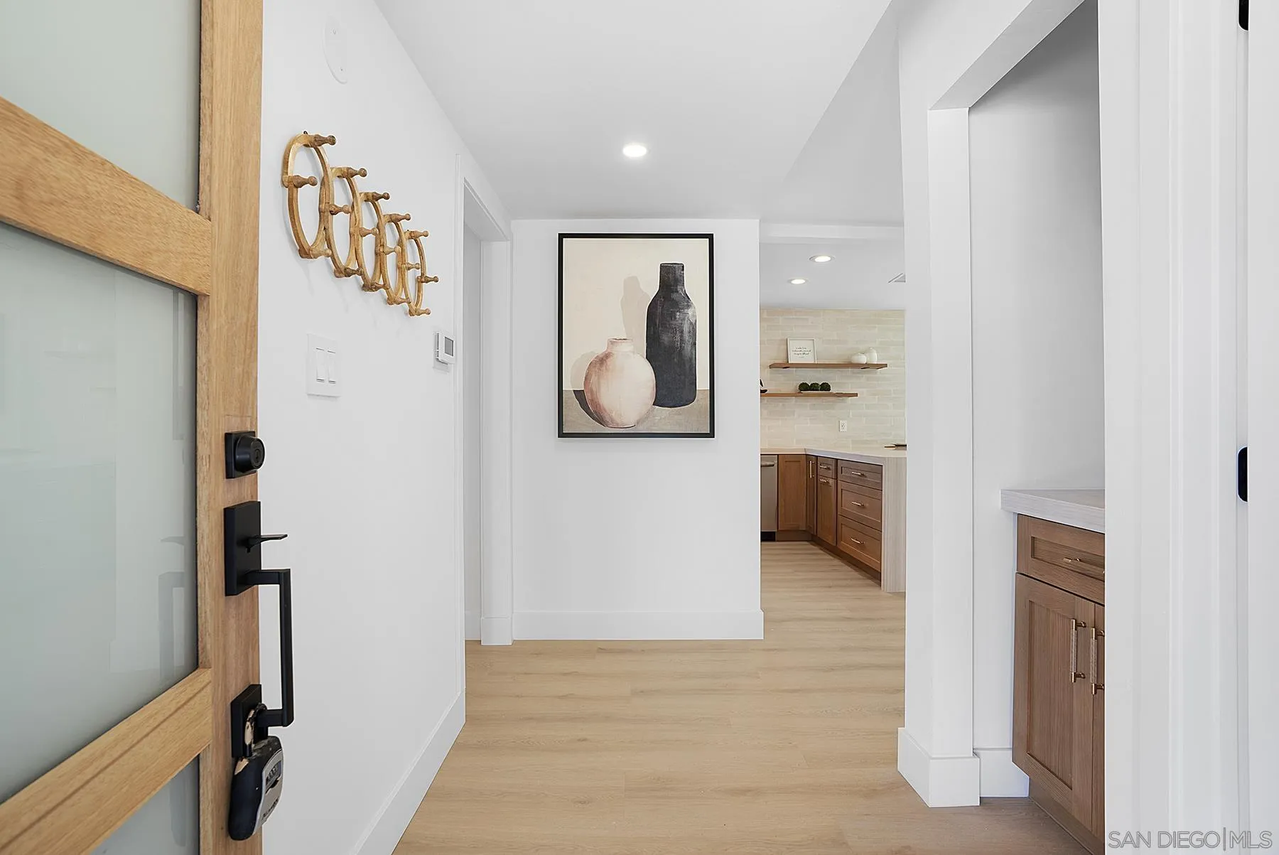 https://cdn.realtyfeed.com/cdn/127/260024864/3c007e0179c3904a6132b60d80e49973.webp