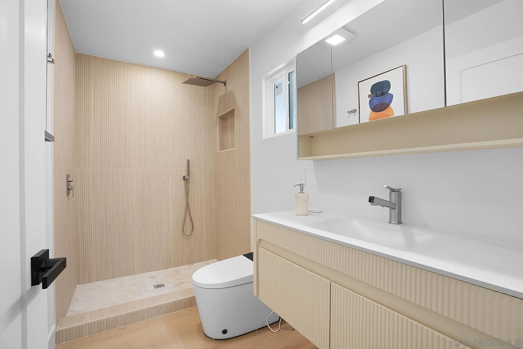 https://cdn.realtyfeed.com/cdn/127/260024864/622af61f932e7cf242ab7faf25ca1cff.webp