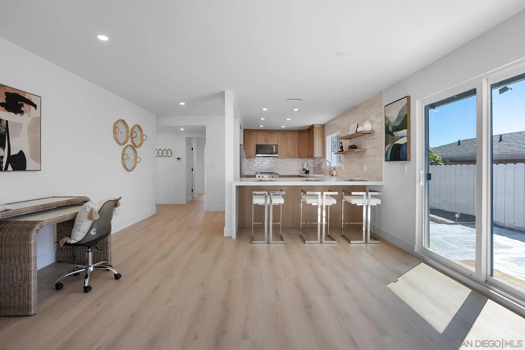https://cdn.realtyfeed.com/cdn/127/260024864/c39ef5928561f0ae4bac3a163be0b192.webp