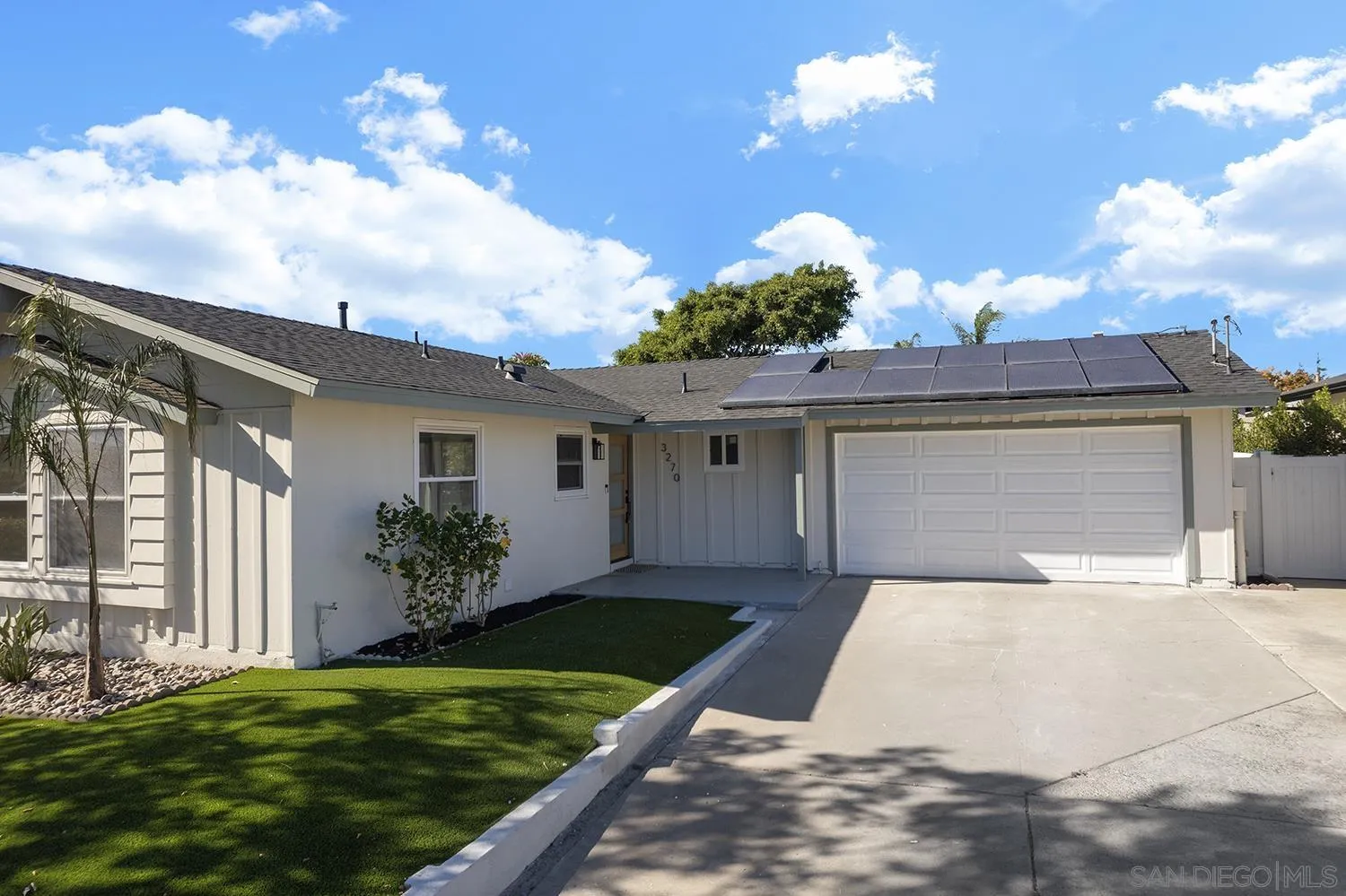 https://cdn.realtyfeed.com/cdn/127/260024864/e678c8eed592a2c3bb01577876a3c888.webp