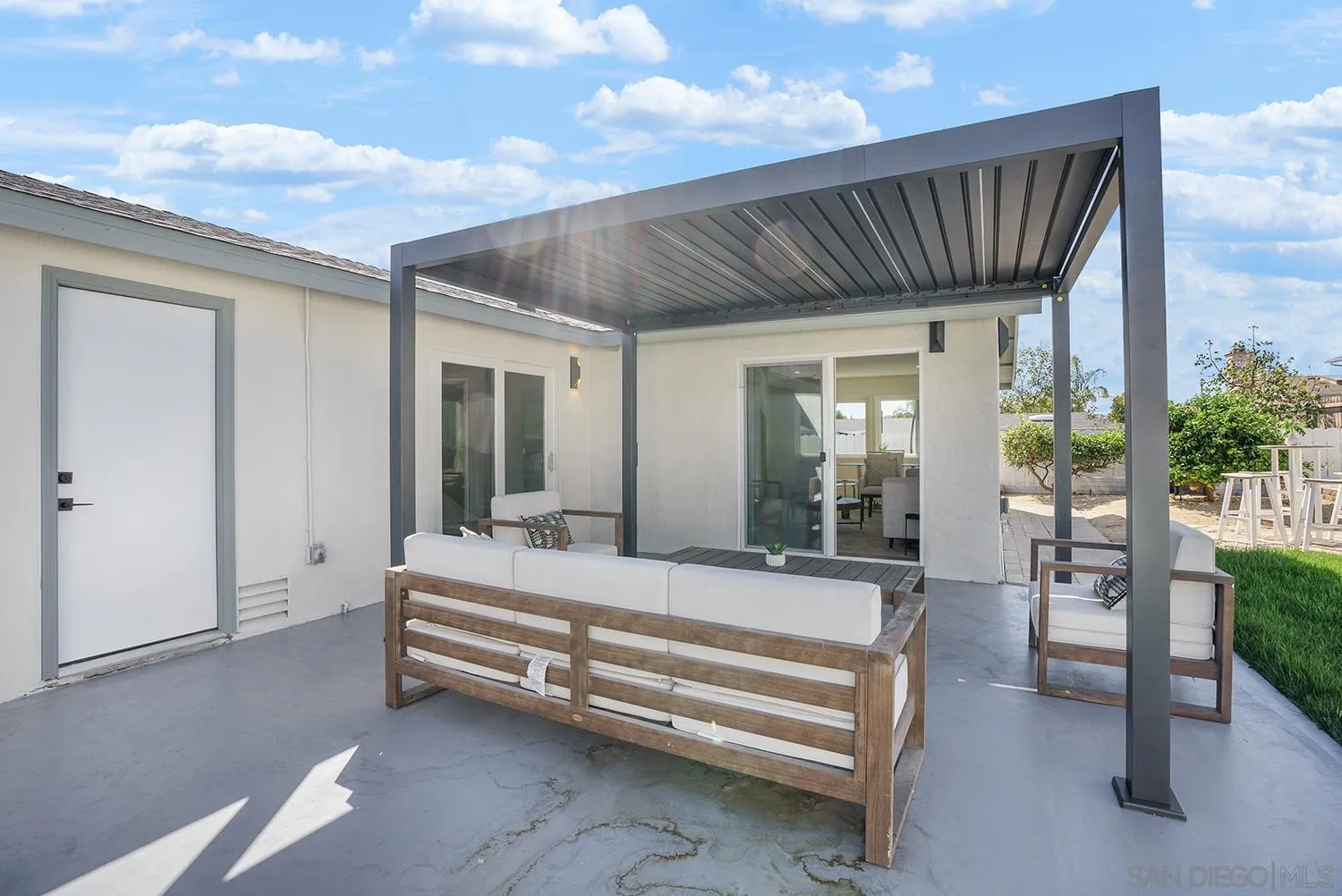 https://cdn.realtyfeed.com/cdn/127/260024864/ee472b1b51c4f8d15b085a26b66b9402.webp
