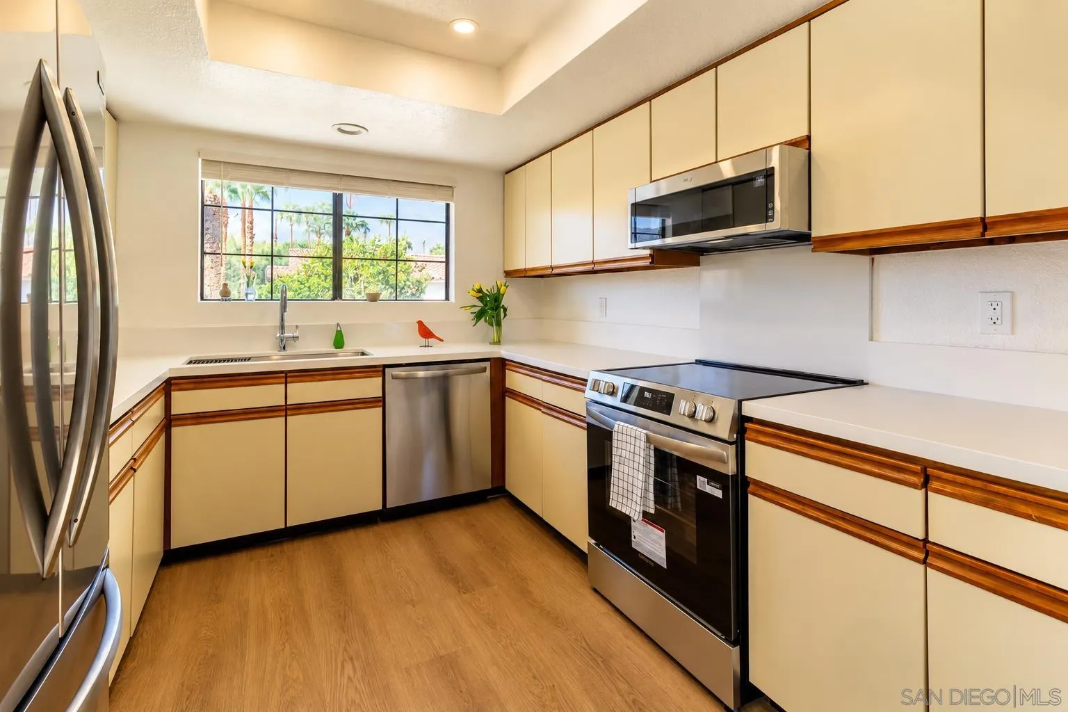 2001 Camino Parocela #C22, Palm Springs, CA 92264, photo 13