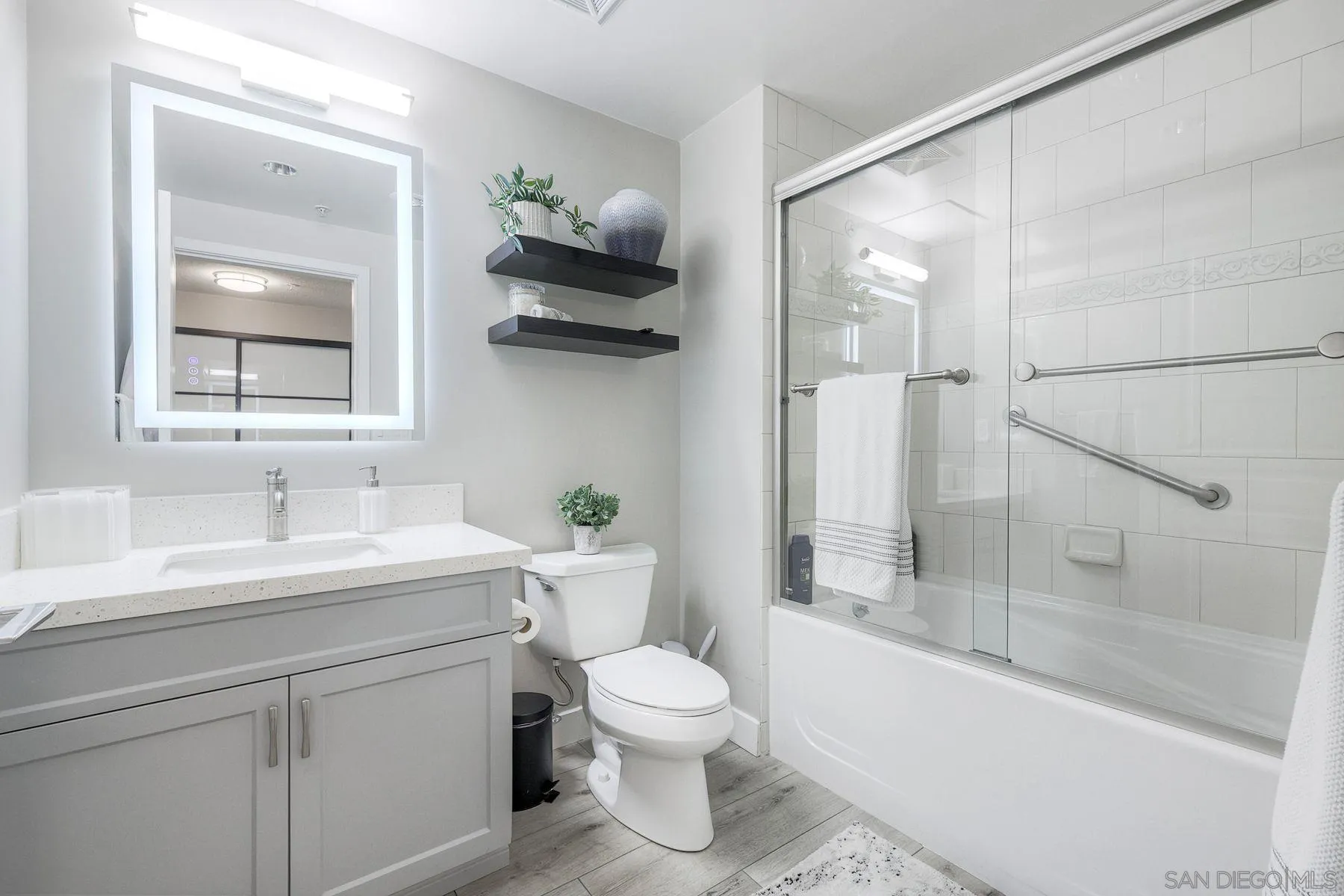 510 1st Ave, #1605, San Diego, CA 92101