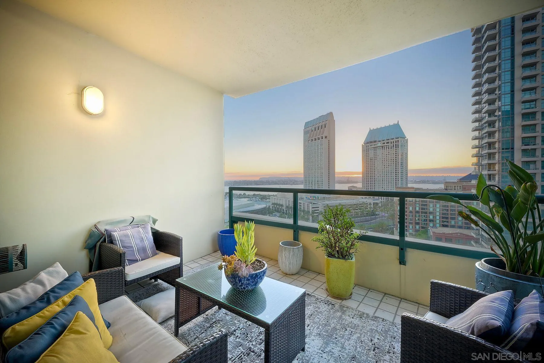 510 1st Ave, #1605, San Diego, CA 92101