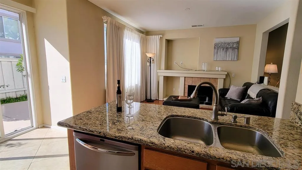 9560 Compass Point Drive S #3, San Diego, CA 92126, photo 20