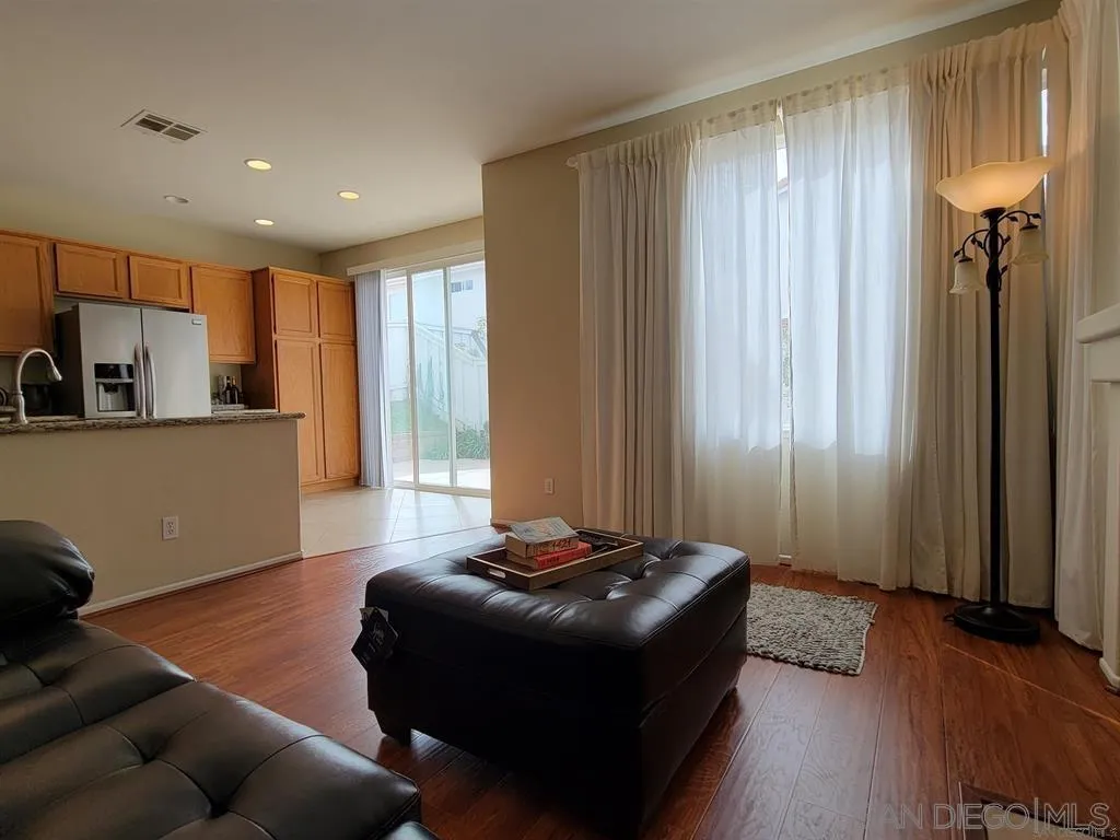 9560 Compass Point Drive S #3, San Diego, CA 92126, photo 13