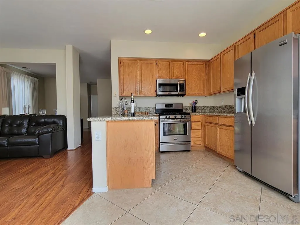 9560 Compass Point Drive S #3, San Diego, CA 92126, photo 17