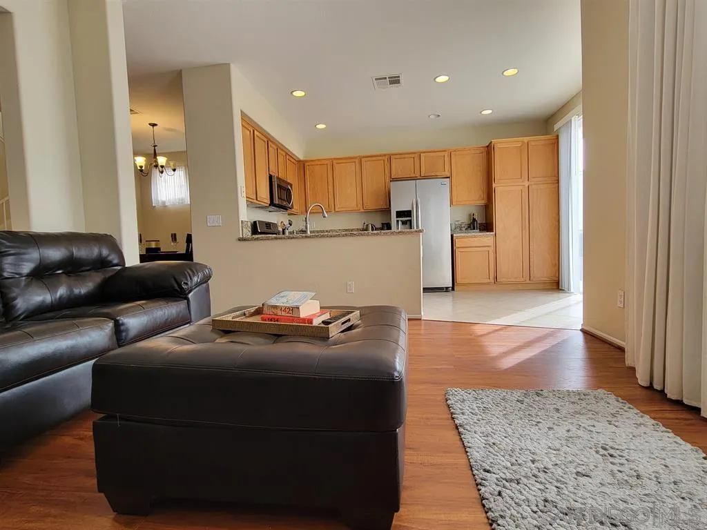 9560 Compass Point Drive S #3, San Diego, CA 92126, photo 12