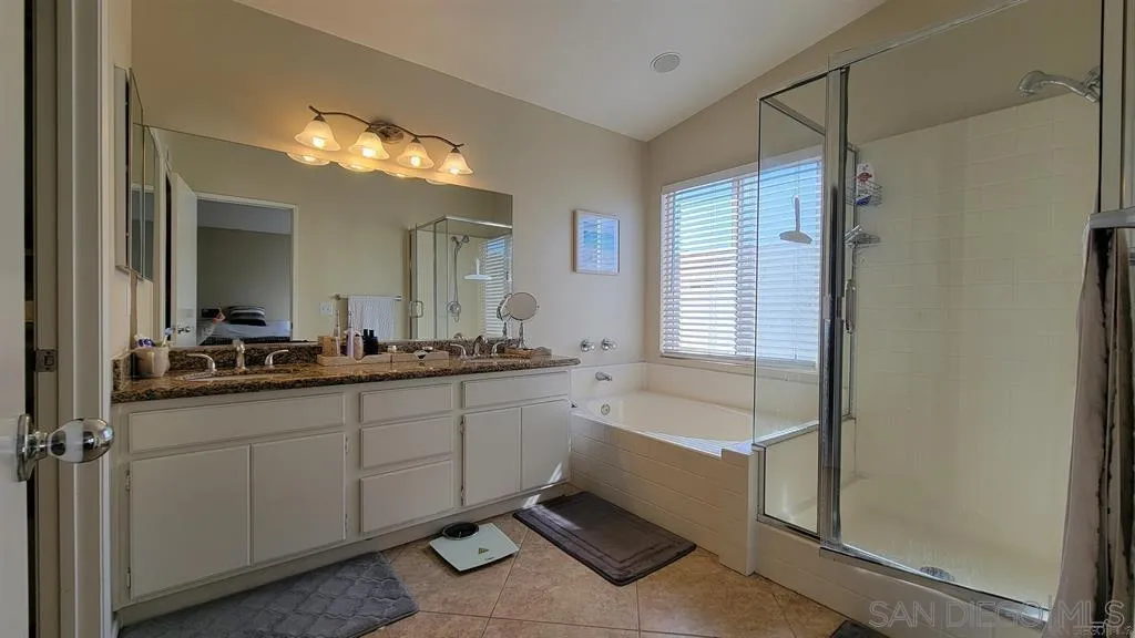 9560 Compass Point Drive S #3, San Diego, CA 92126, photo 27