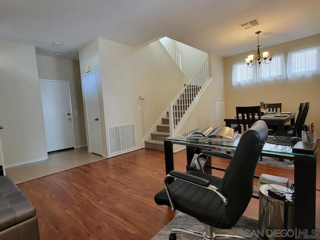 9560 Compass Point Drive S #3, San Diego, CA 92126, photo 6