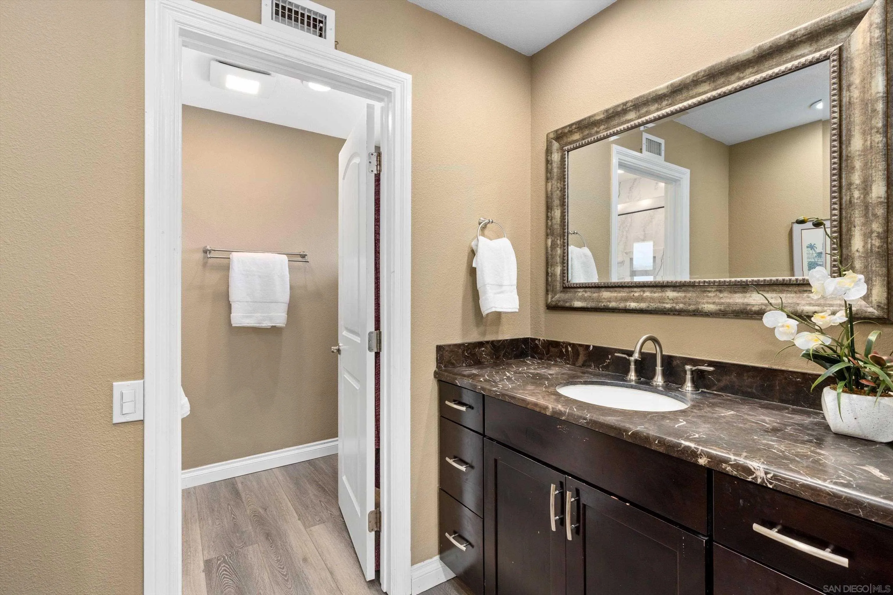 https://cdn.realtyfeed.com/cdn/127/260024878/3ec3328861aad388c23eca75ec4d3ba0.webp