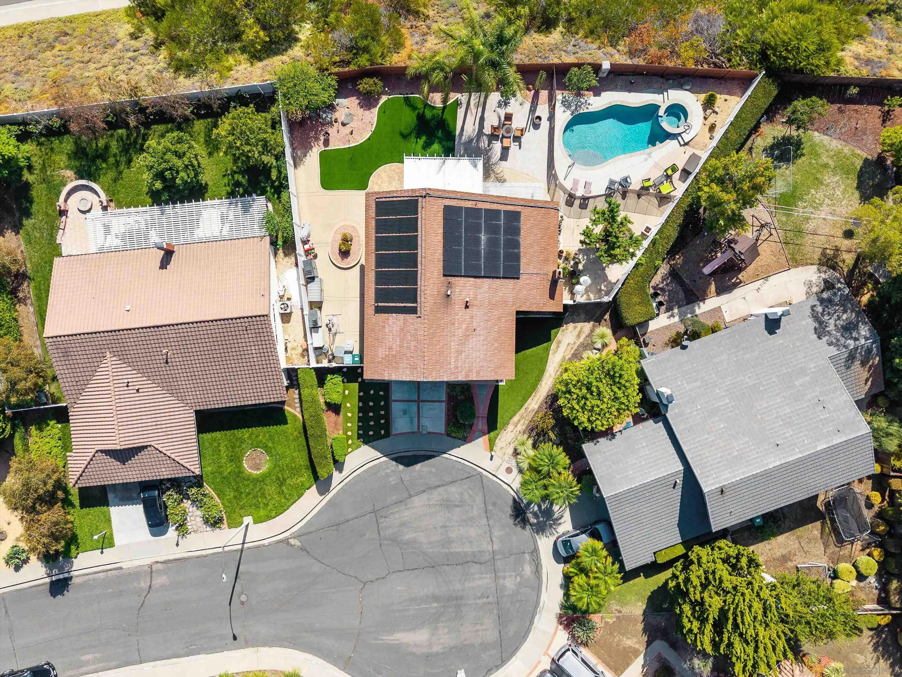 https://cdn.realtyfeed.com/cdn/127/260024878/76622bd7245dec35f76db29cafc866a9.webp