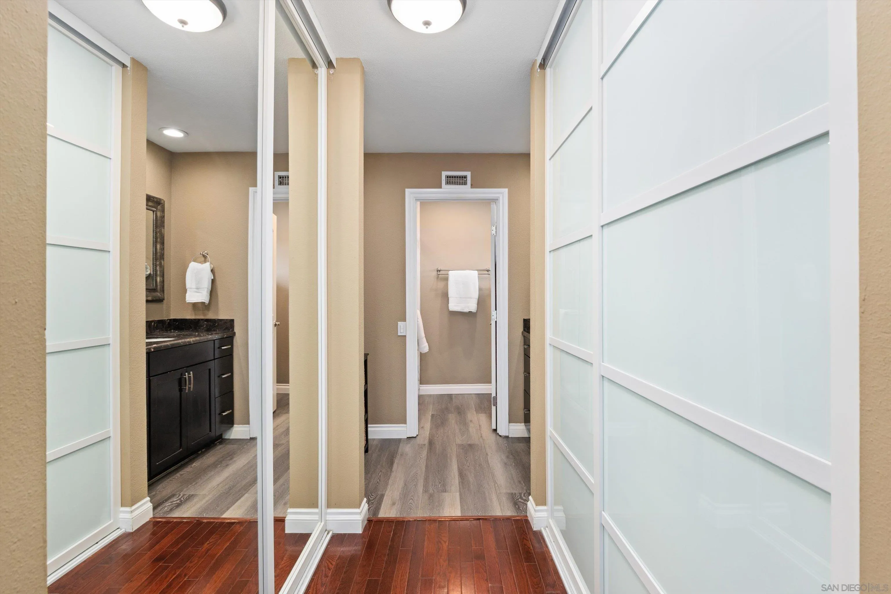 https://cdn.realtyfeed.com/cdn/127/260024878/7f75711462b29bc38deb17fc347c4df4.webp