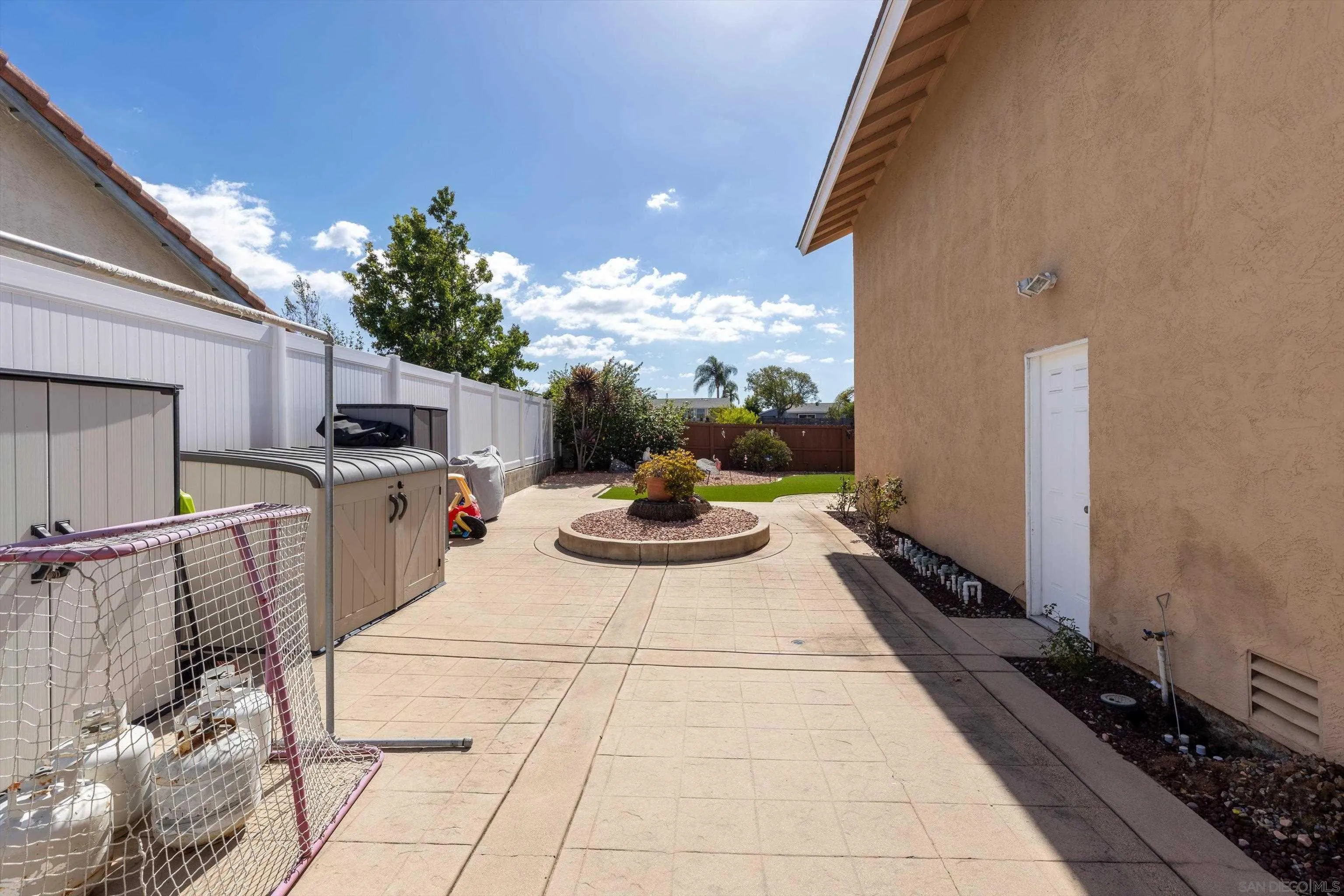 https://cdn.realtyfeed.com/cdn/127/260024878/b828ccf91540443e4d5e0dbc316d27a5.webp