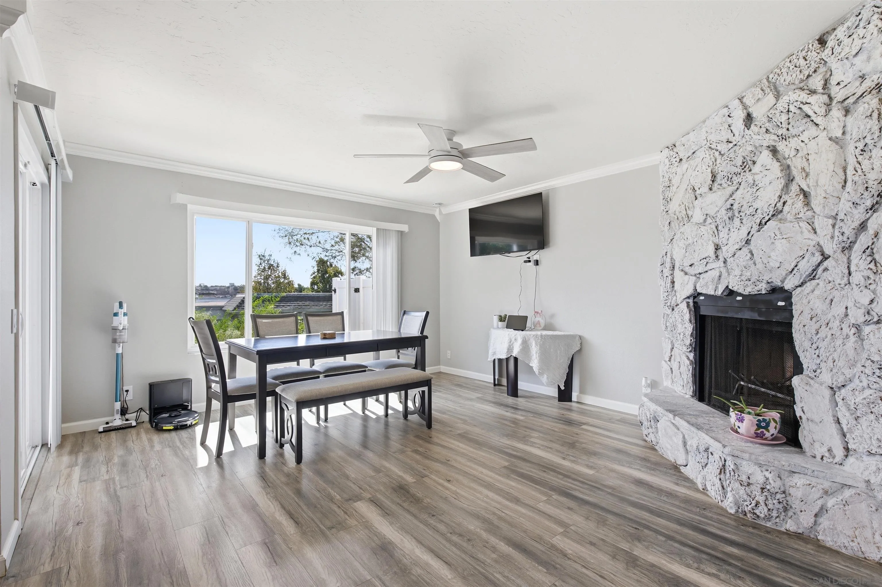 1640 Maple Drive