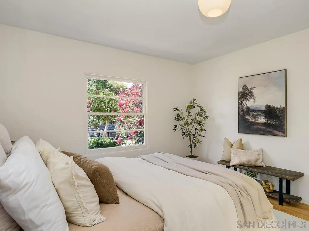 https://cdn.realtyfeed.com/cdn/127/260024884/2503a3aa29cd6d34656669bf51a96722.webp