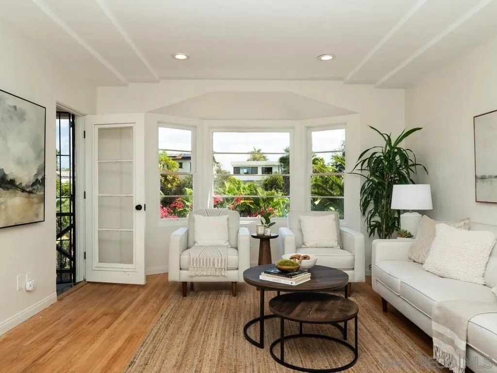 https://cdn.realtyfeed.com/cdn/127/260024884/5928ad9ea71e62d4c7e40278fa289eb6.webp