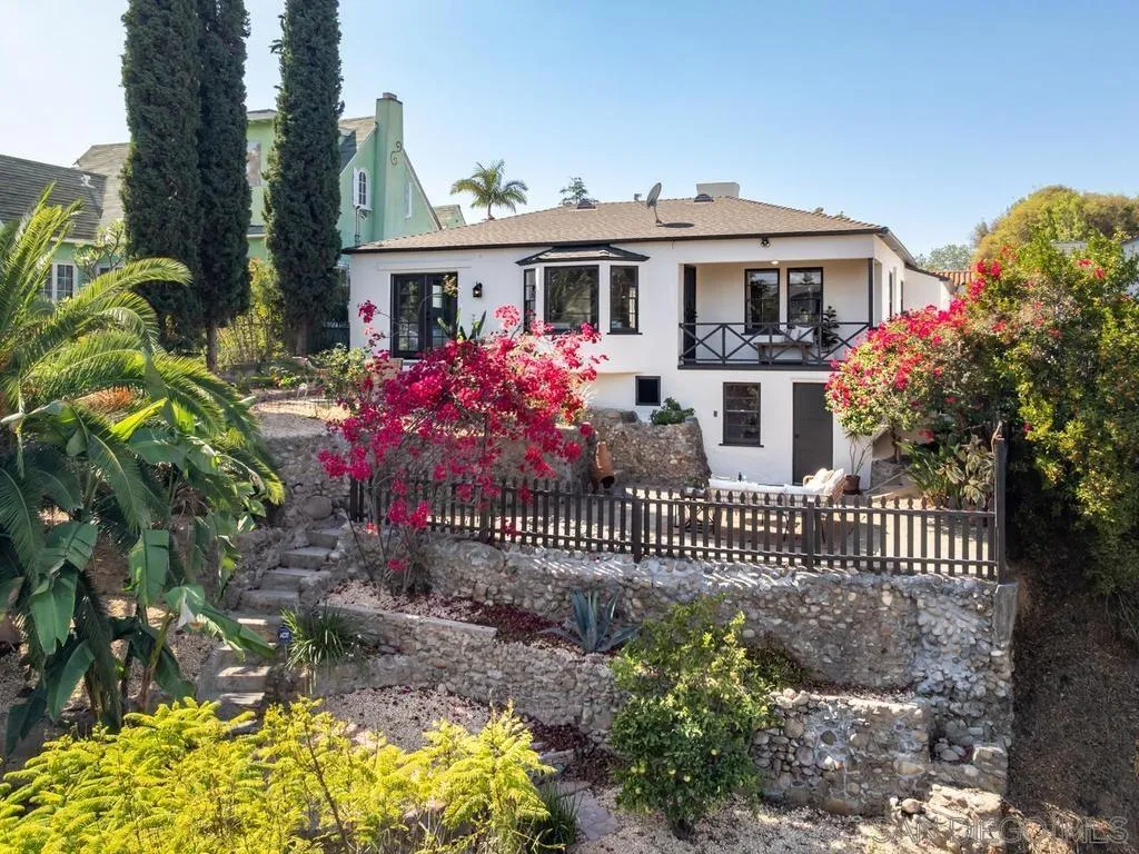 https://cdn.realtyfeed.com/cdn/127/260024884/7e2d26b1ef9ccd86421734677d1ed4e8.webp