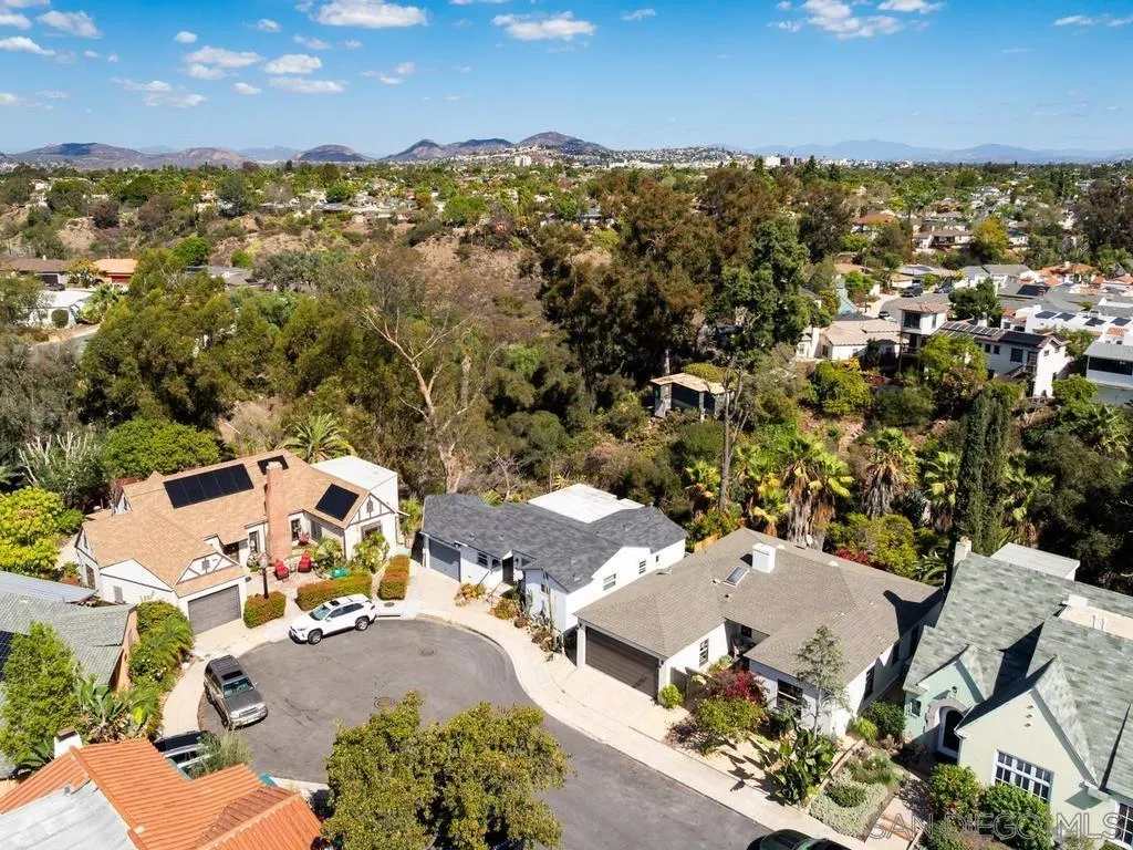 https://cdn.realtyfeed.com/cdn/127/260024884/aaf97f0febd7761599eb4a22b2e0bdd8.webp