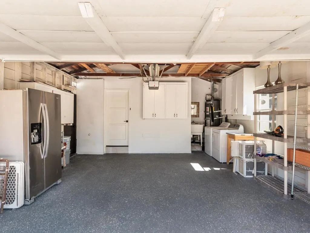 https://cdn.realtyfeed.com/cdn/127/260024884/b81d8c634703c8999282822e343fc5f0.webp
