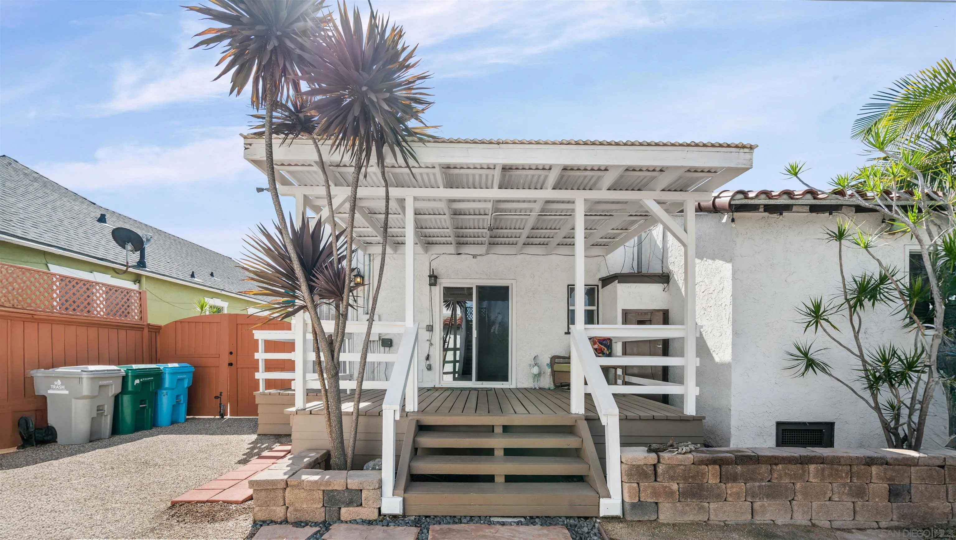 https://cdn.realtyfeed.com/cdn/127/260024890/2806e80466fcb57c23eac76c153e1aac.webp