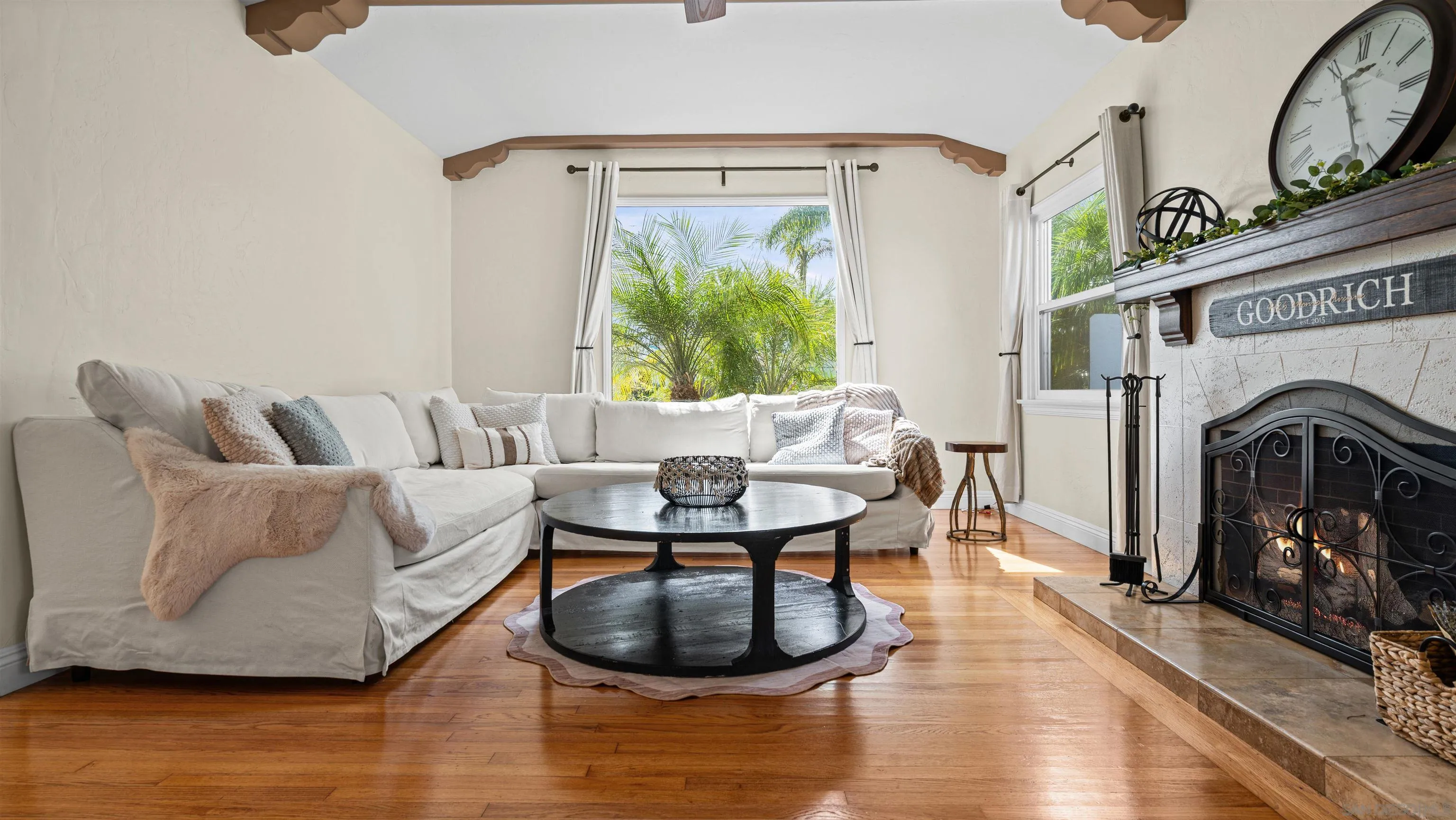 https://cdn.realtyfeed.com/cdn/127/260024890/5e26b6c283b1bf8784274ebd19418aea.webp