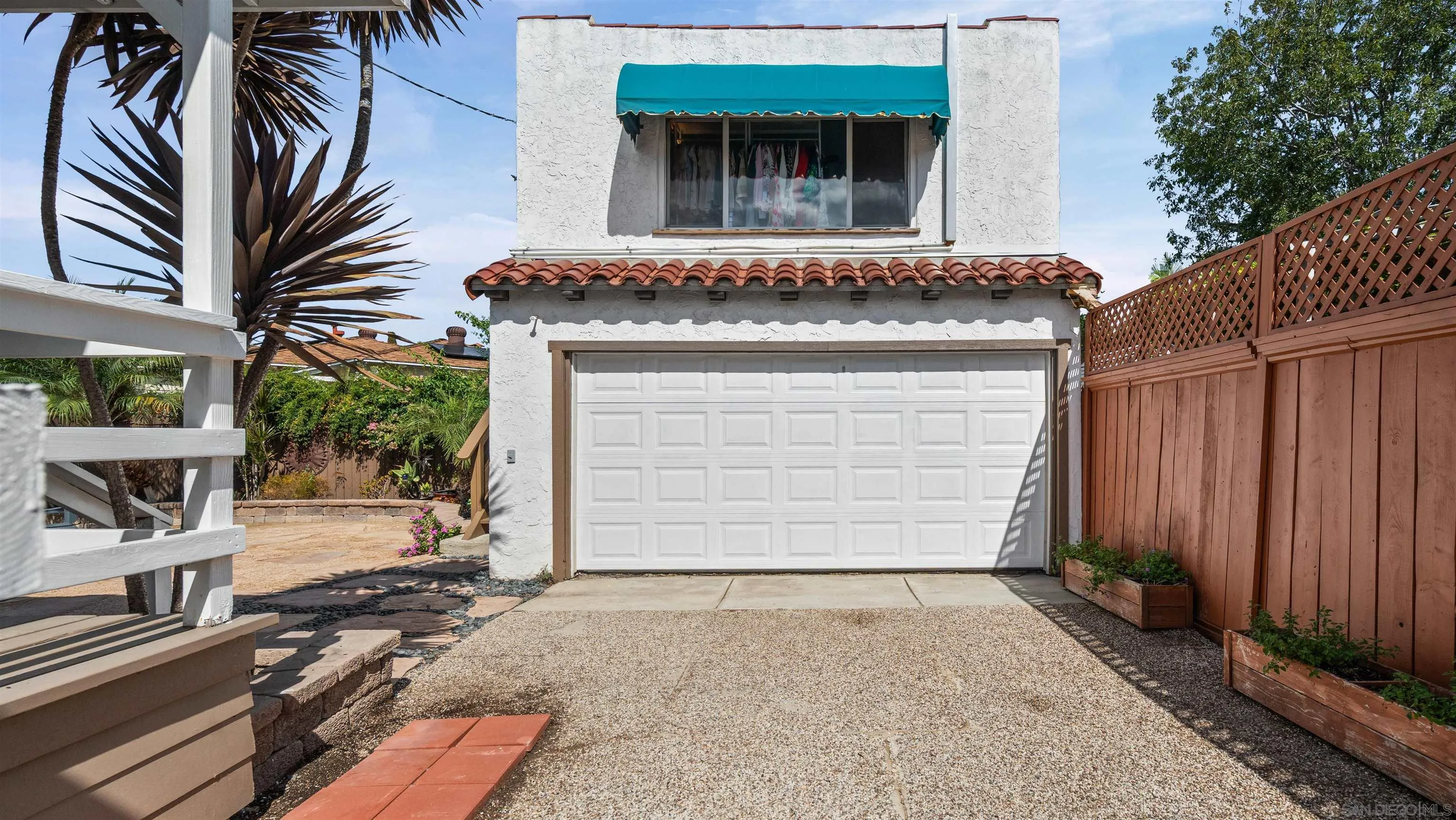 https://cdn.realtyfeed.com/cdn/127/260024890/dfa238716aceccb4c8237a9ff2129efe.webp