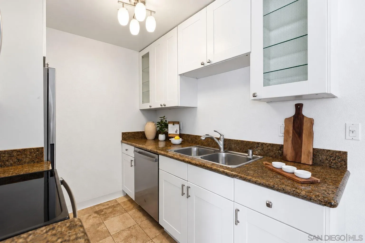 https://cdn.realtyfeed.com/cdn/127/260024894/5e28d6e295b46ba88b5eda9cf796c6a7.webp