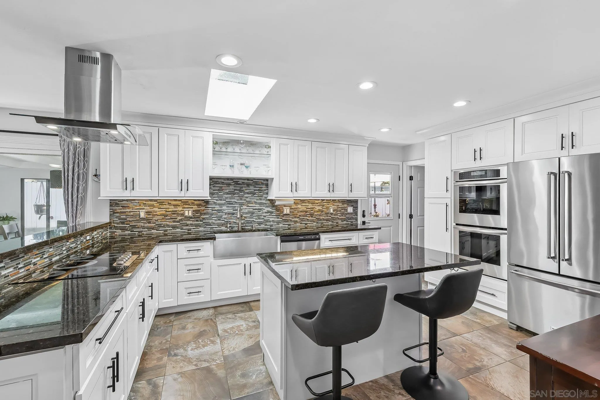 https://cdn.realtyfeed.com/cdn/127/260024898/302d7b3fe90c7d9fed354d3acc11263c.webp