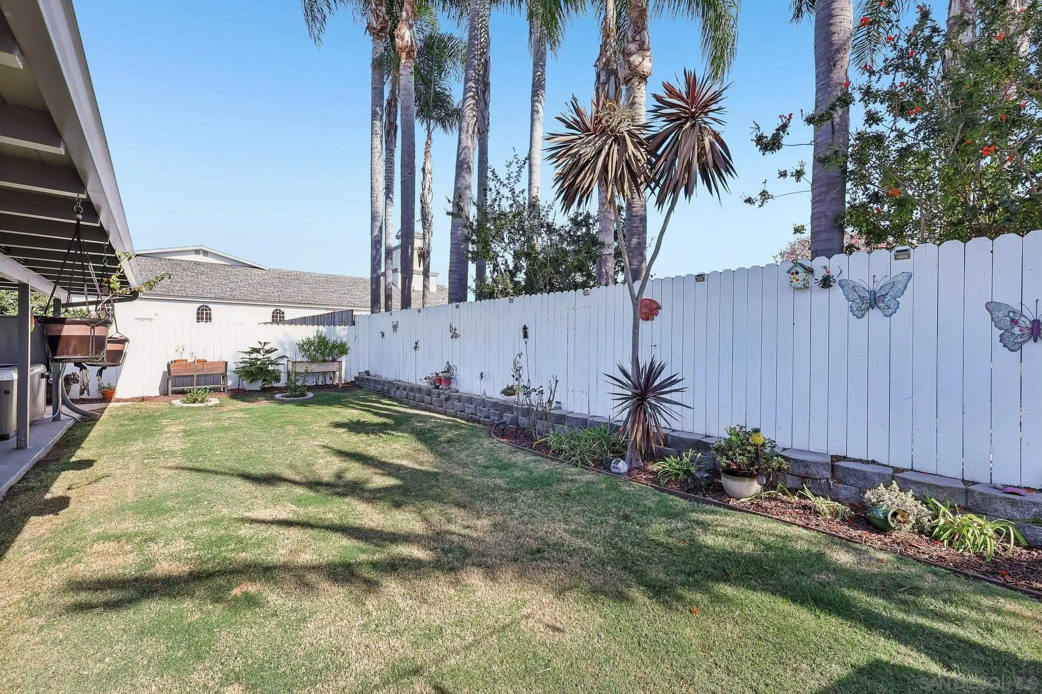 https://cdn.realtyfeed.com/cdn/127/260024898/8631032b2b674459427da5cf0ba04842.webp