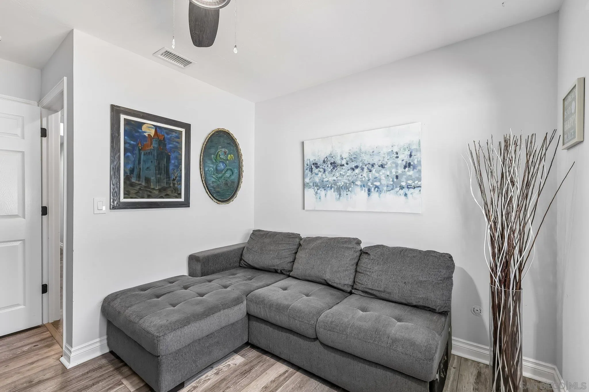 https://cdn.realtyfeed.com/cdn/127/260024898/8f3e3bd6c5317ef263c84df1cf179309.webp