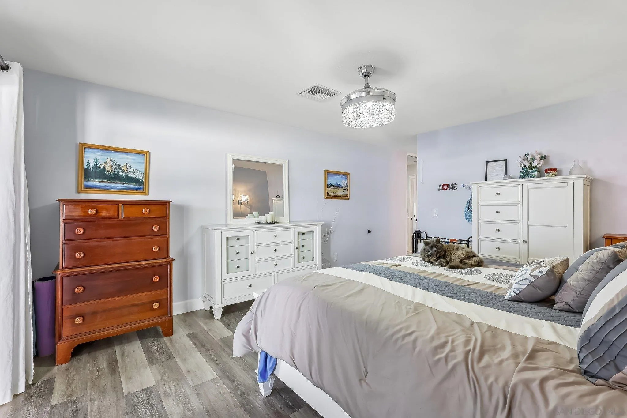 https://cdn.realtyfeed.com/cdn/127/260024898/9a4a871b8cfade25dc1423481f46aebb.webp
